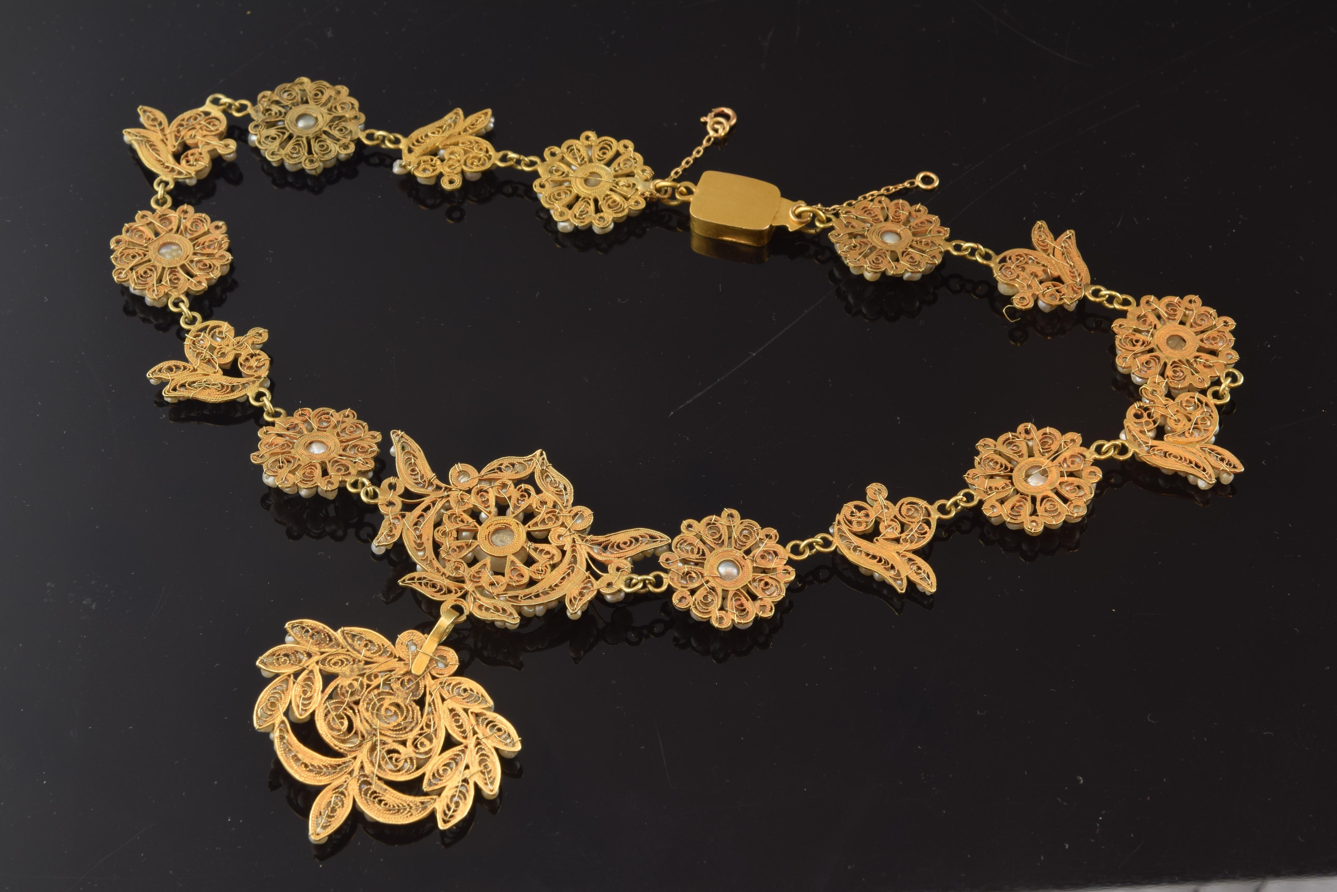 Other Short Necklace 'Choker' pearls 'aljófares', Gold '14-Karat'