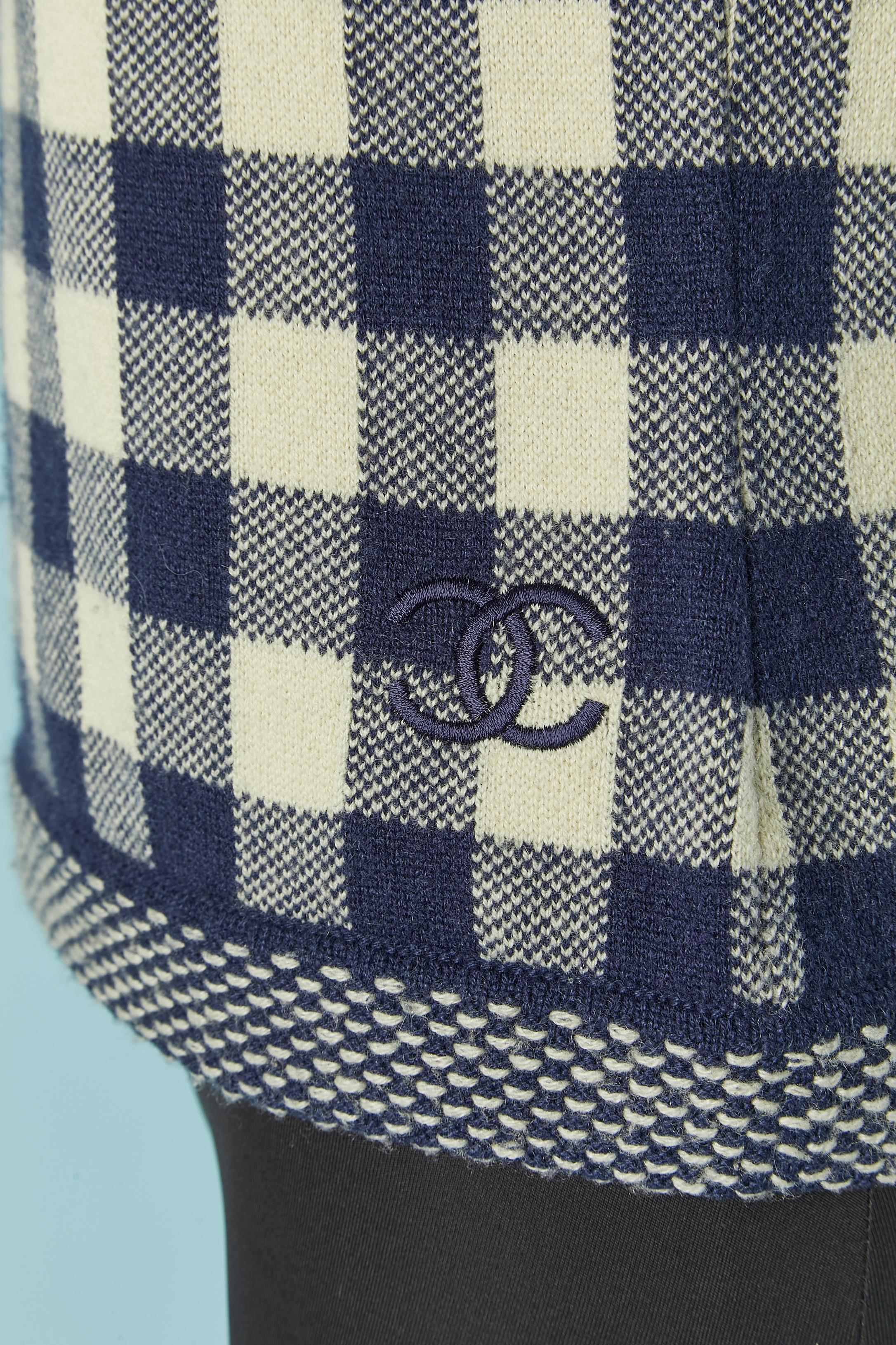 Black Short sleeve cashmere sweater with check pattern CHANEL For Sale