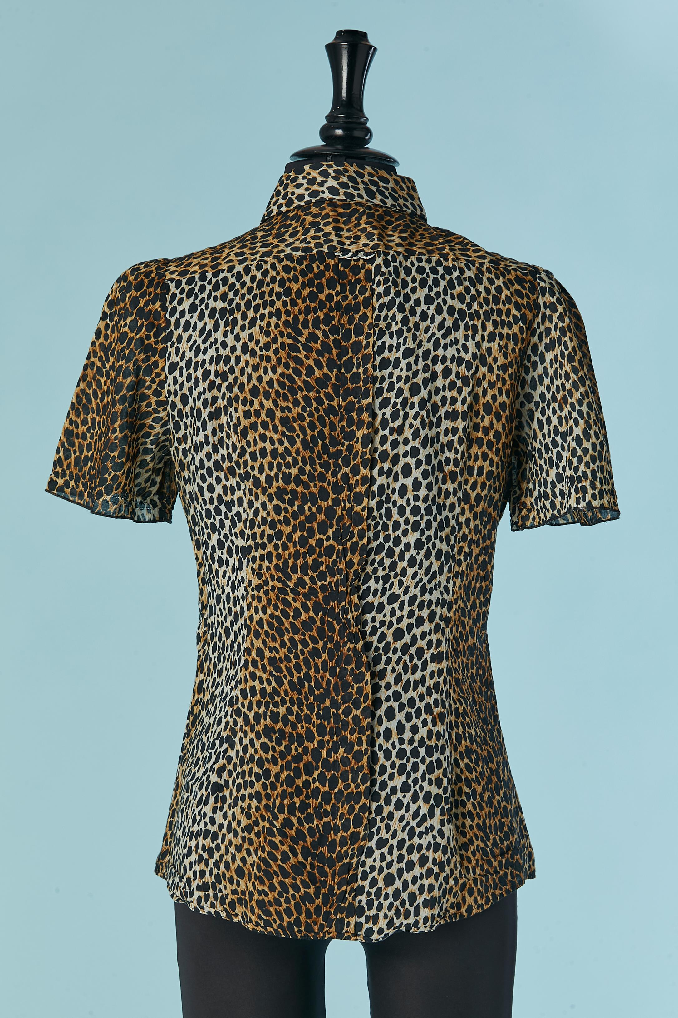 Women's Short sleeve cotton shirt with animal print D&G For Sale