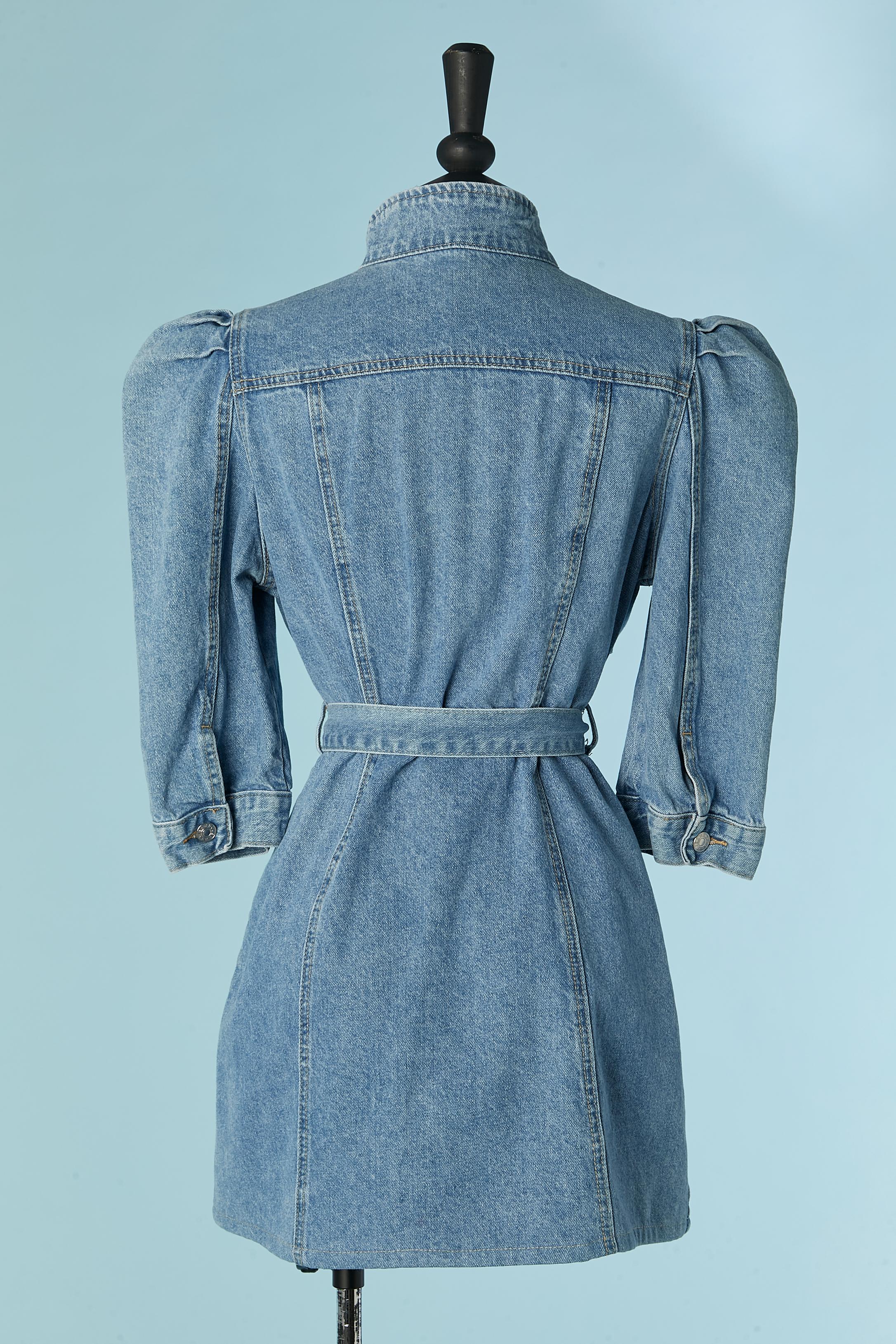 Robe en jean à manches courtes en vente 1