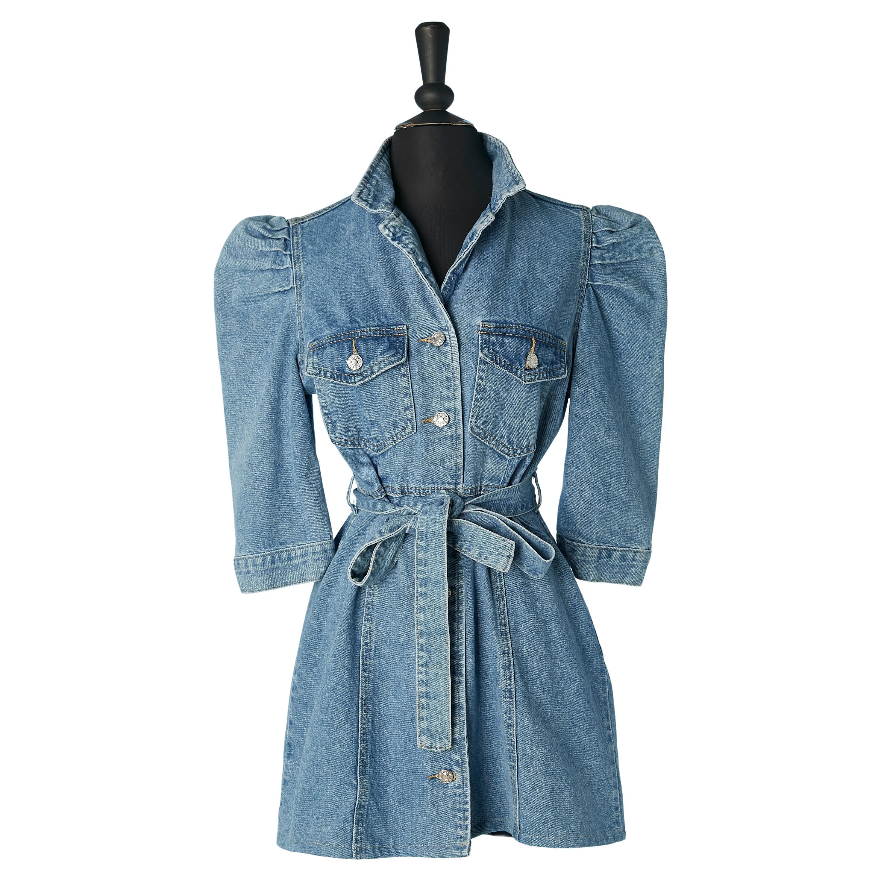 Abito in denim a maniche corte