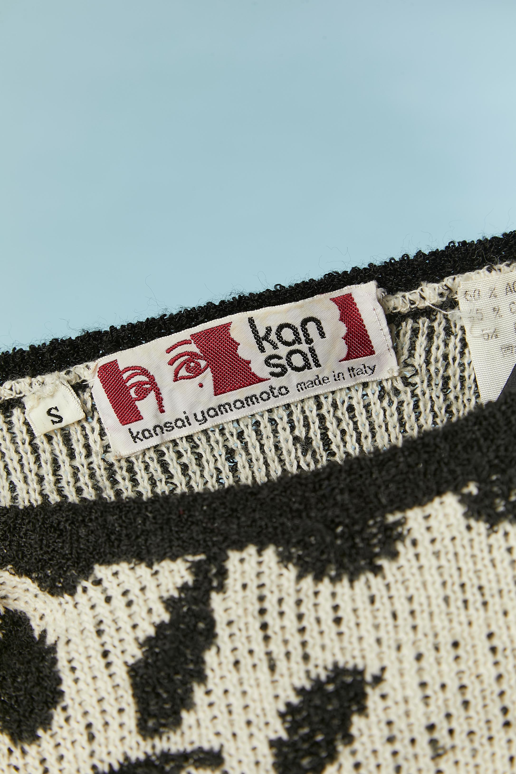 Short sleeve sweater with Tiger jacquard pattern Kansai Kansai Yamamoto 1980's For Sale 2