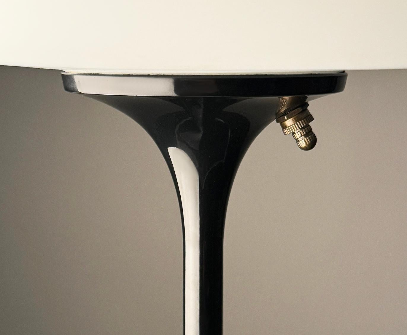 Mid-Century Modern Short Stemlite Table Lamp by Designline in Black with White Frosted Lamp Shade For Sale