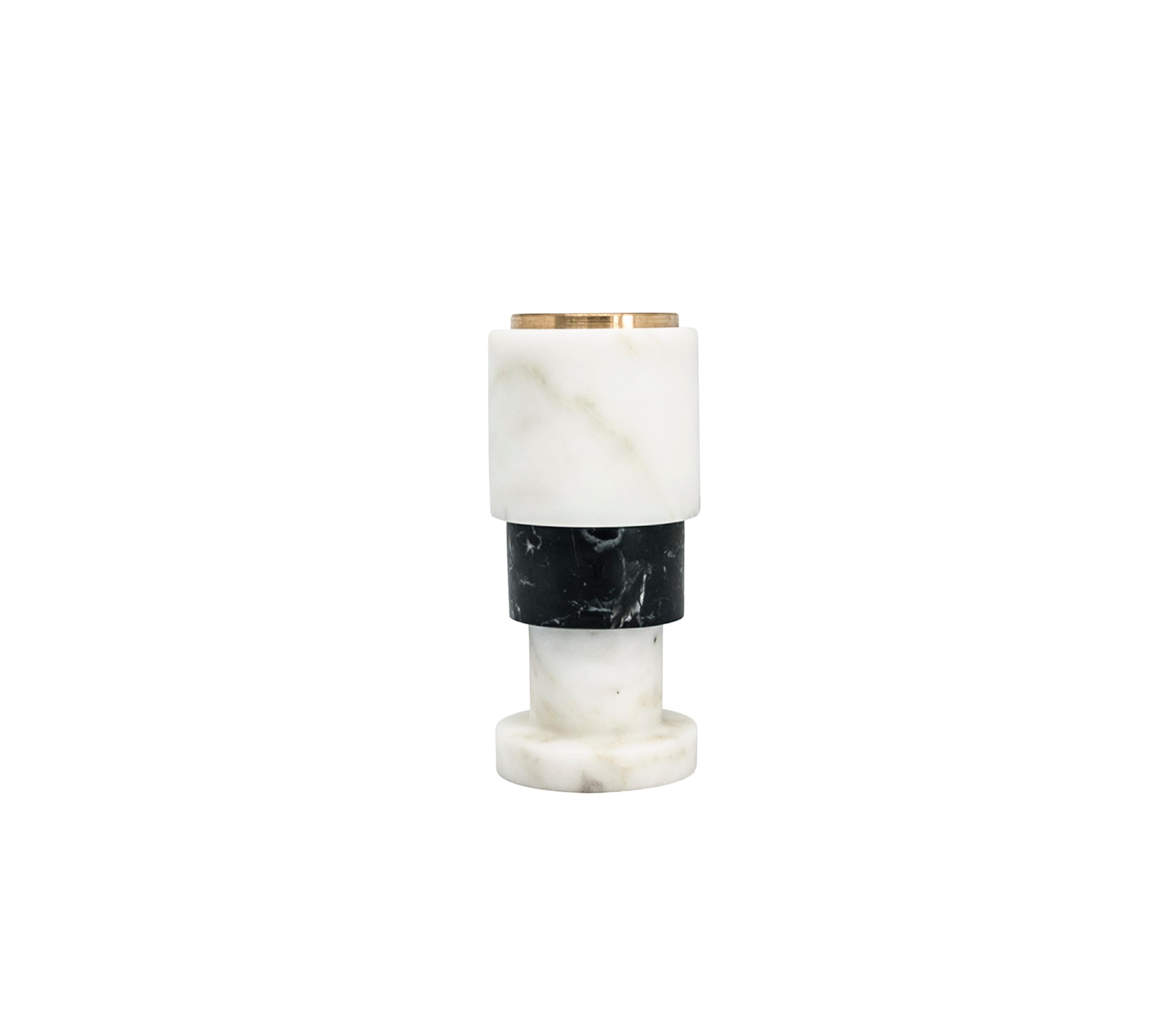 Short squared two-tone candleholder in white Carrara marble, black Marquina marble and brass.
-Jacopo Simonetti Design for FiammettaV-
Each piece is in a way unique (every marble block is different in veins and shades) and handmade by Italian
