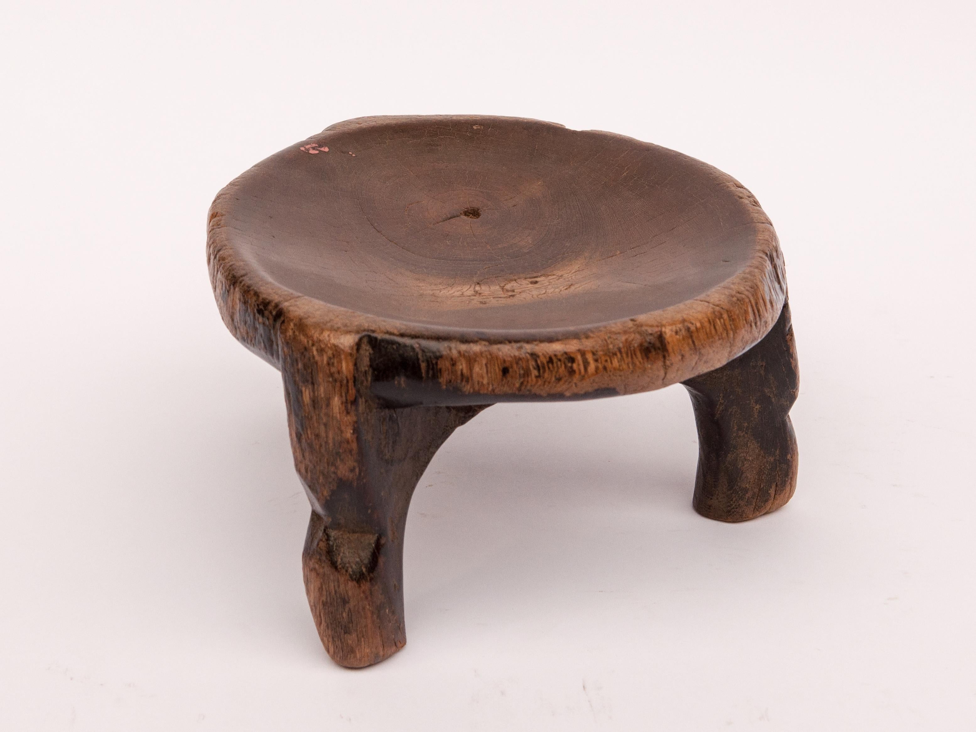 Short Tribal Wooden Stool from Tanzania, Mid-20th Century 2