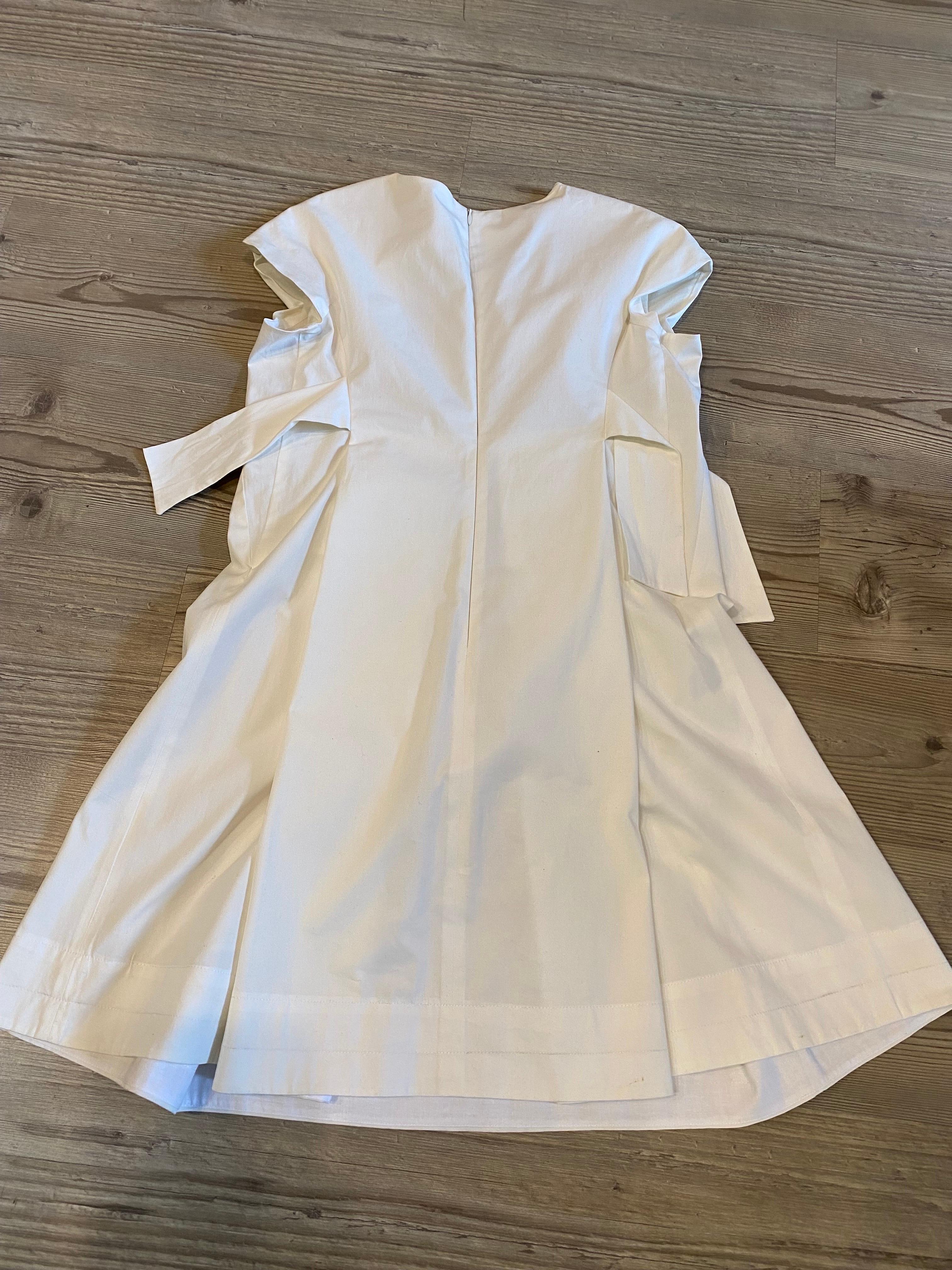 Kurzes weißes Valentino-Kleid in Weiß  im Angebot 5