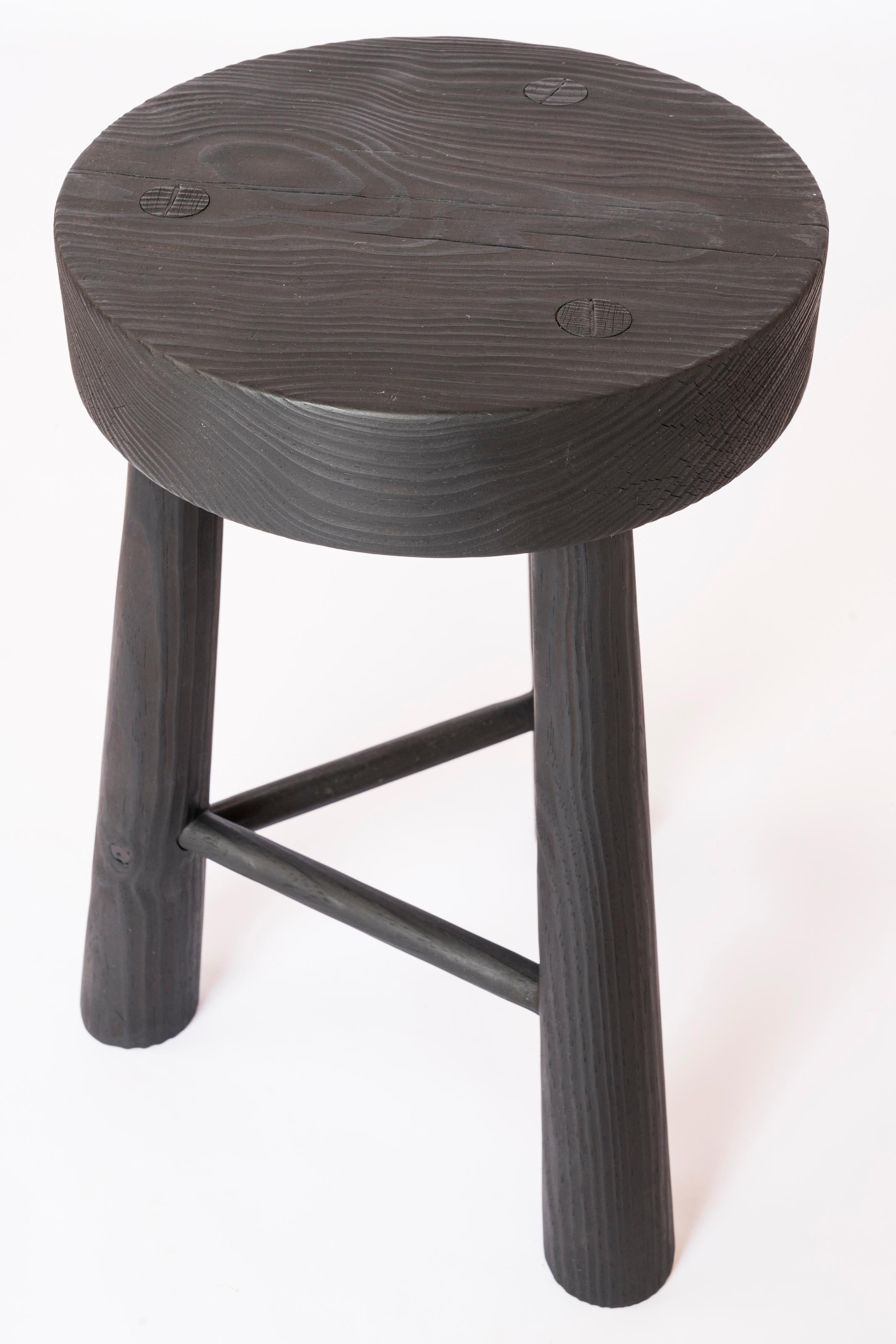 Contemporary Shou Sugi Ban Amarante Burnt Pinewood Tripod Stool by Facto Atelier Paris - 2023 For Sale