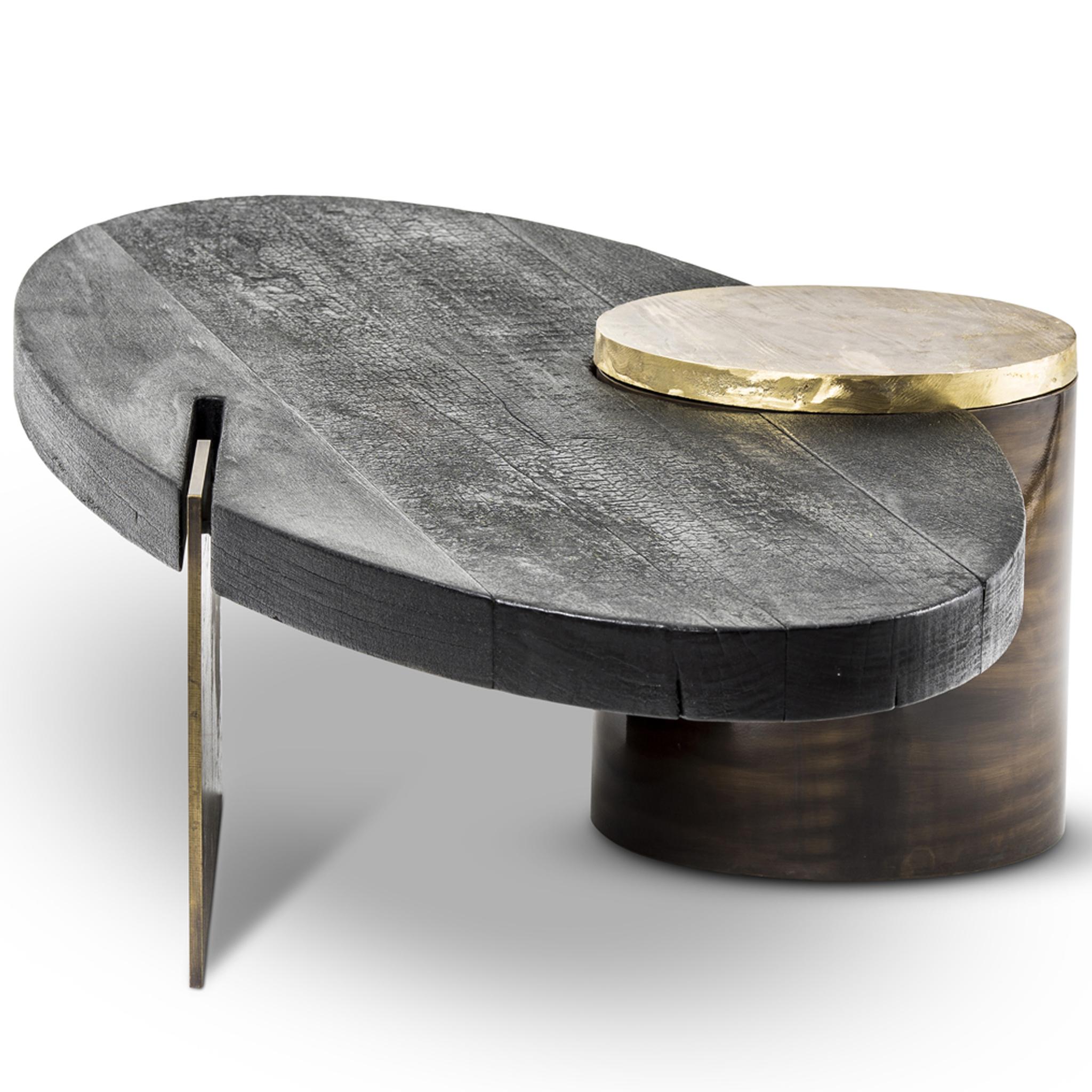 Table basse primaire en laiton moulé, Shou Sugi Ban et acier bruni par Egg Designs Neuf - En vente à Bothas Hill, KZN