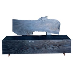 Banc en bois de pin Corten et acier Shou Sugi Ban avec dos à bord vif par Alabama Sawyer