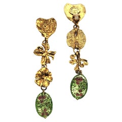 Shoulder cluster YVES SANT LAURENT clip-on earring, rive gauche Paris 1980/90