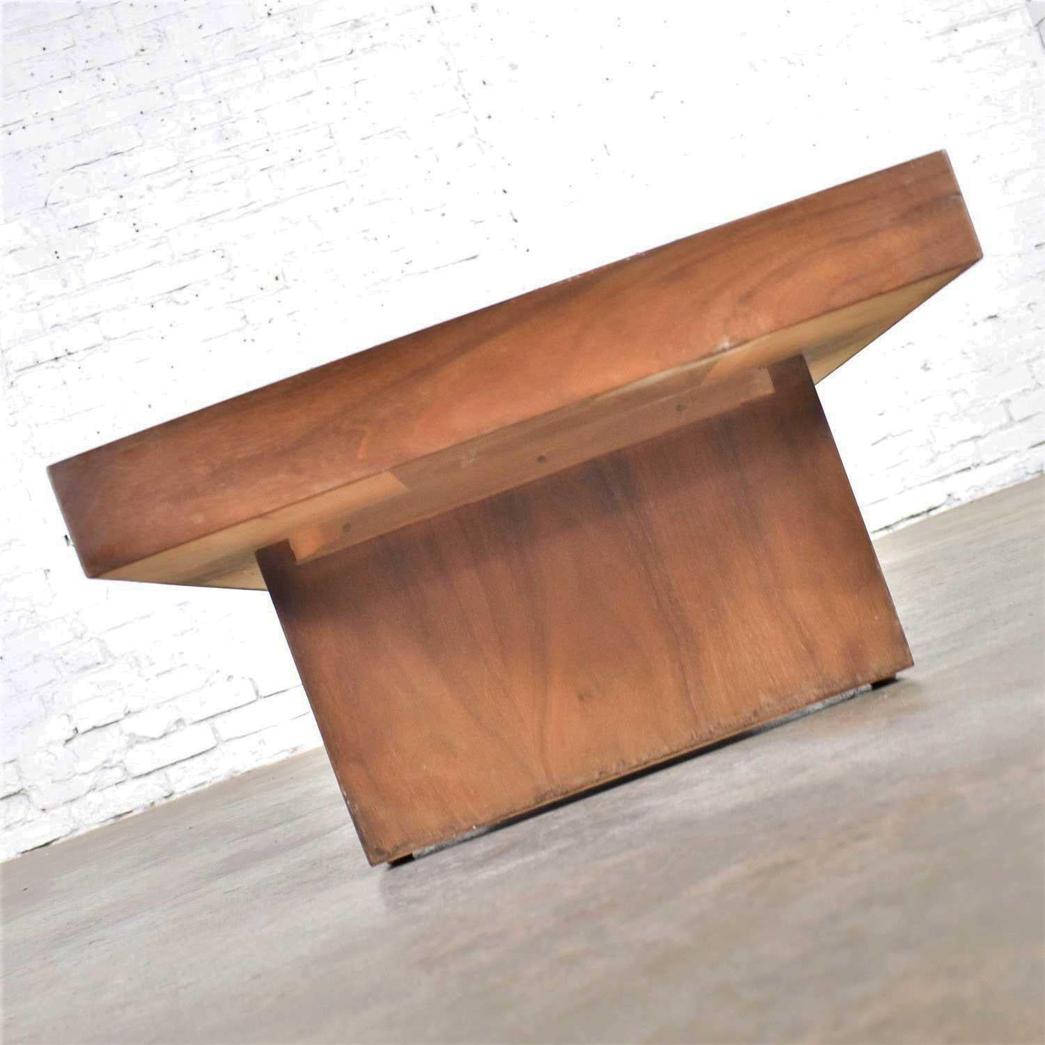 Show-Pieces Mid-Century Modern Asian Low Coffee Teahouse Table Bench in Walnut 2