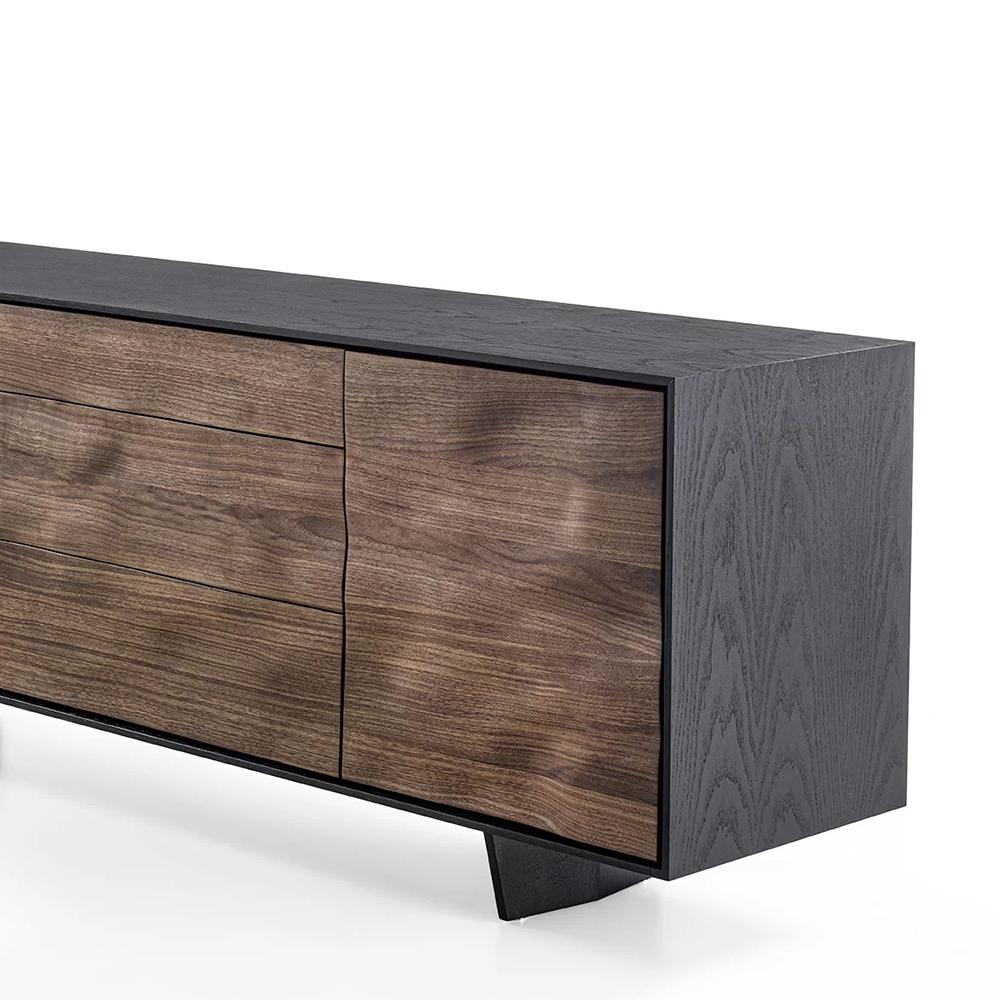 Show Walnut Sideboard In New Condition For Sale In Paris, FR