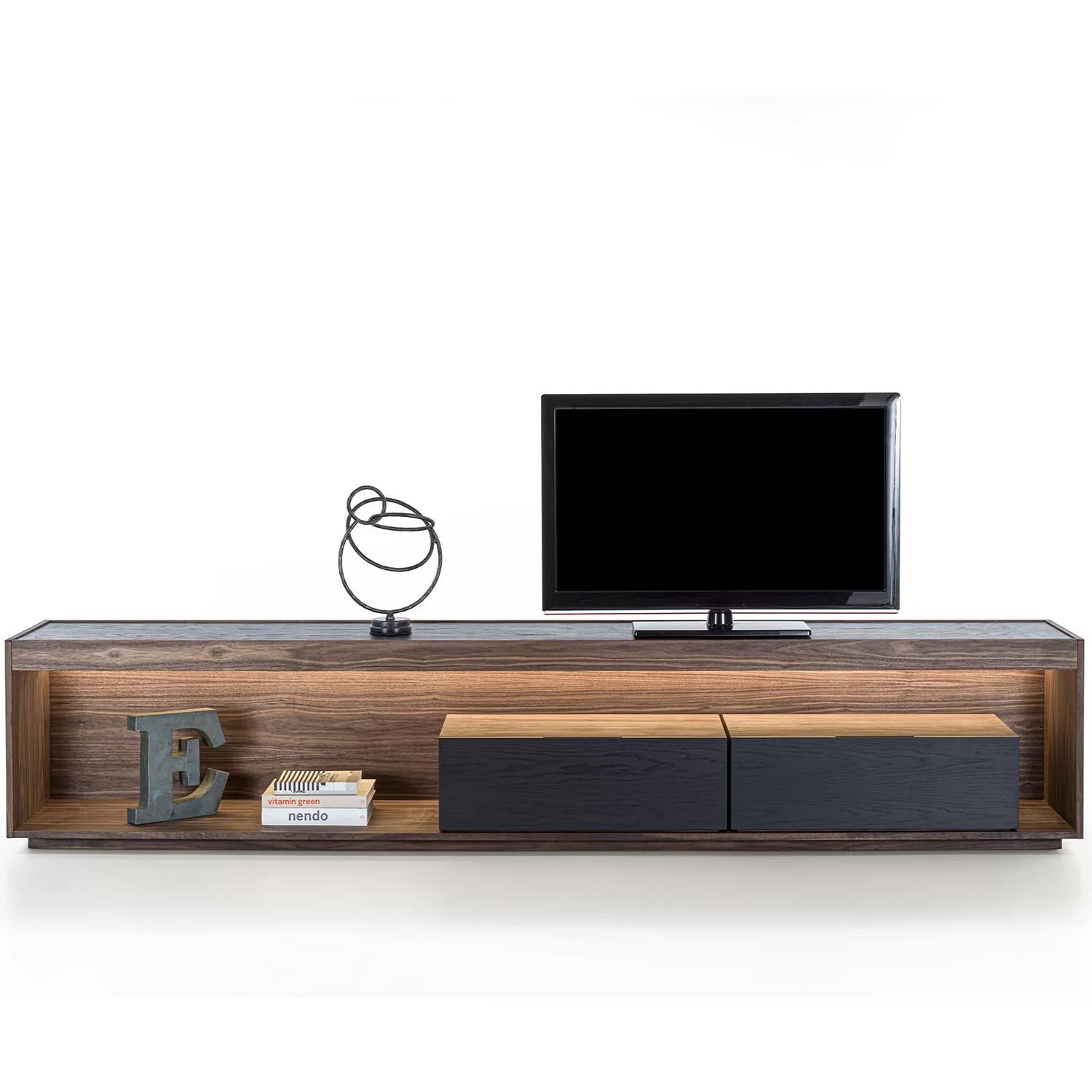 Show Meuble TV en noyer en vente 1