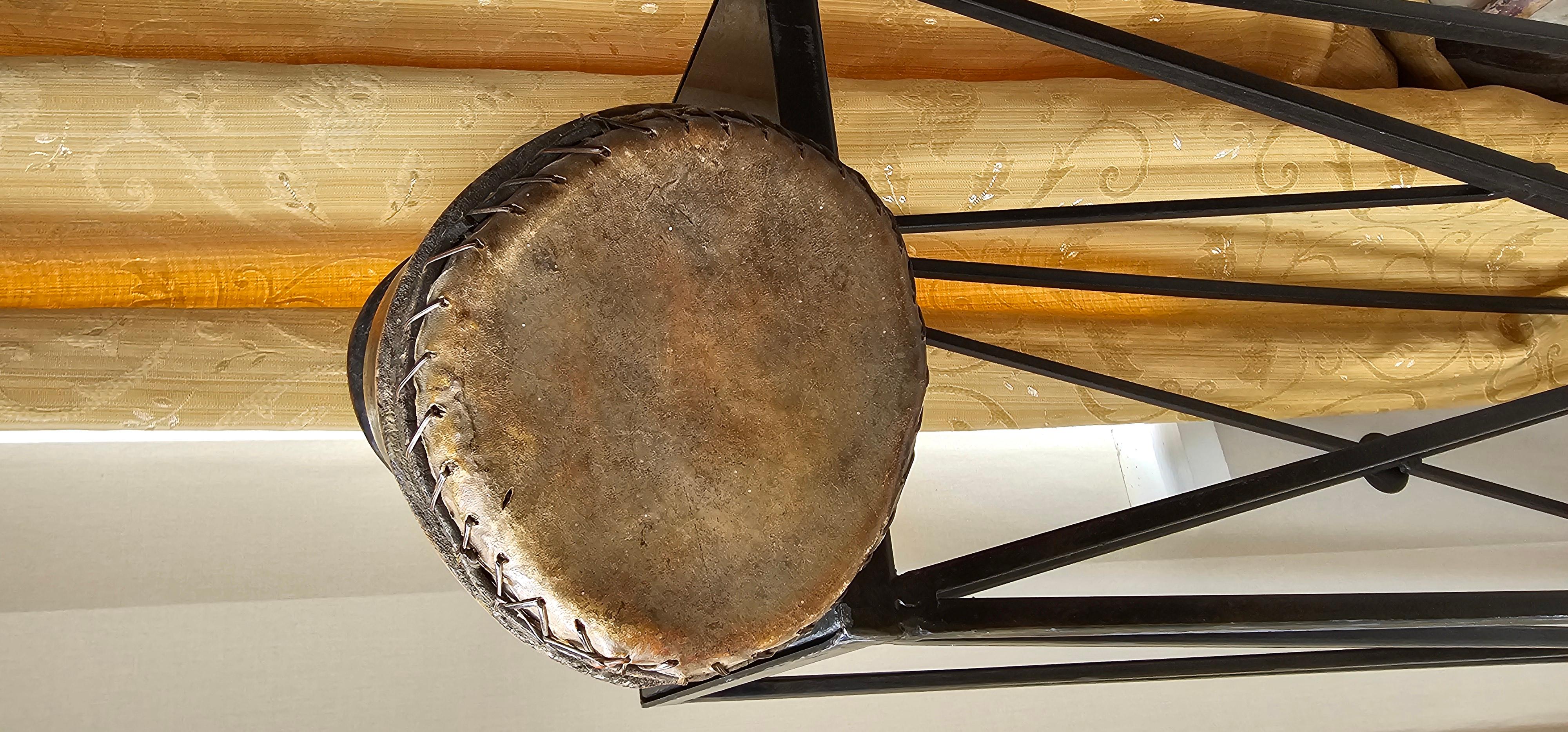 Showa-Trommel Kongo (Handgeschnitzt) im Angebot