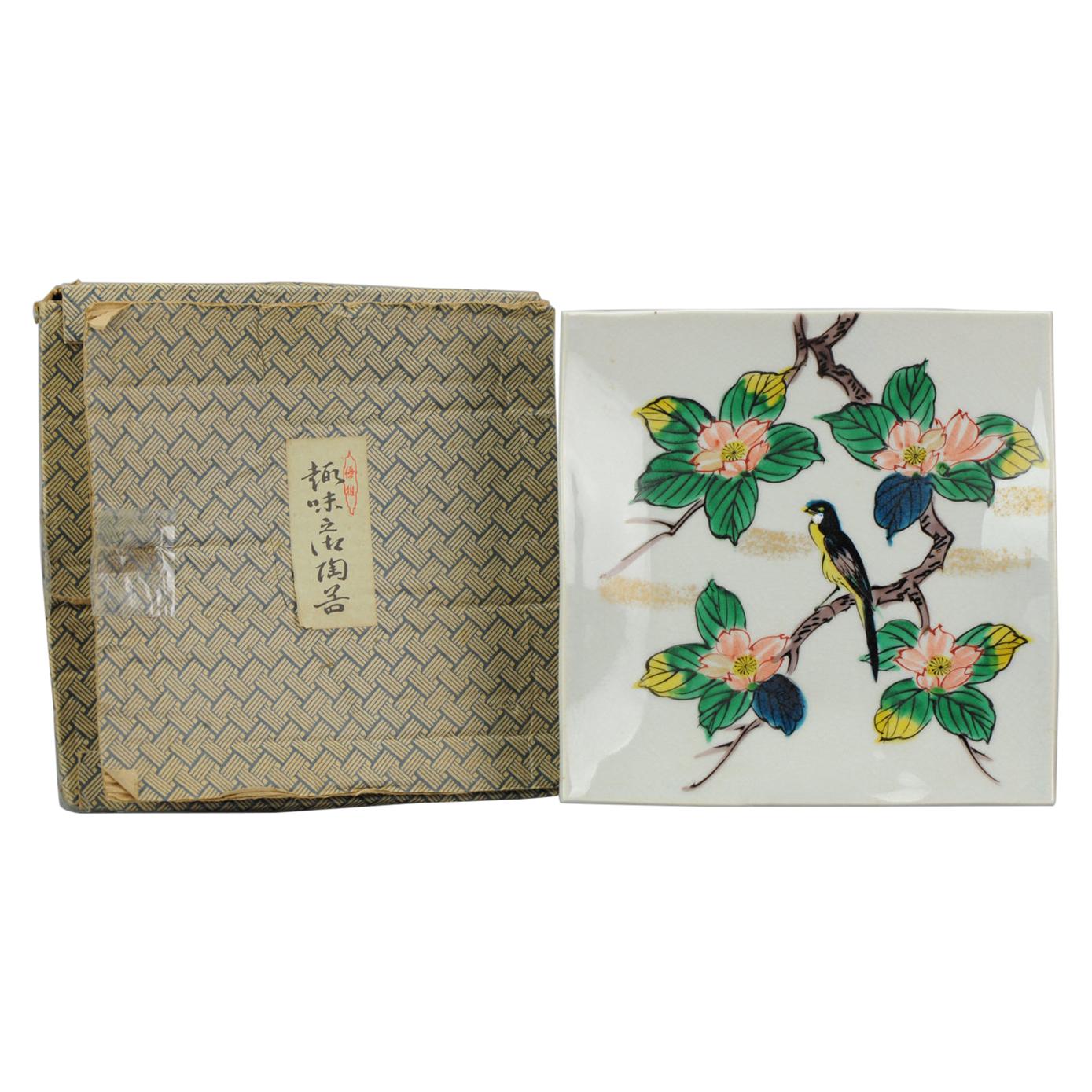 Showa period Japanese 20th Century Porcelain Kutani Bird Plate in Box For Sale