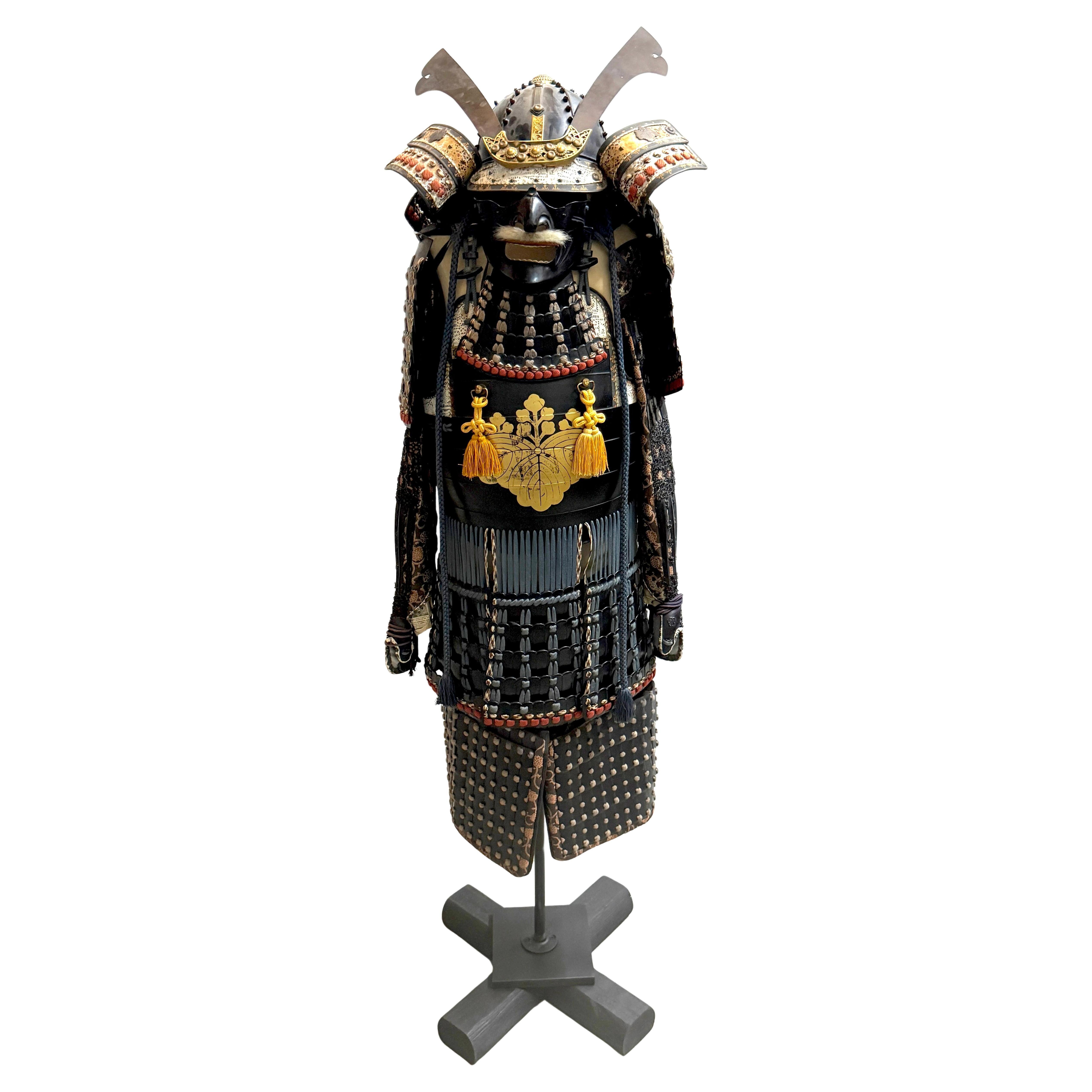 Showa-Period Japanese Samurai Armor with Paulownia Crest, Post-WWII Diplomatic Gift

A complete suit of Japanese samurai armor (yoroi), crafted in the Showa period (post-World War II, circa 1950s–1970s). This striking ceremonial reproduction