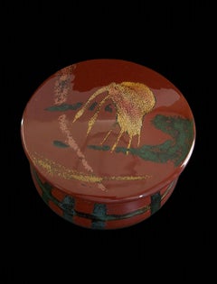 Showa Period Urushi Red & Gilt Lacquer Lidded Box - Japan - Mid 20th Century