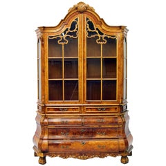 Showcase Art Nouveau Chippendale Antique bookcase Baroque nut