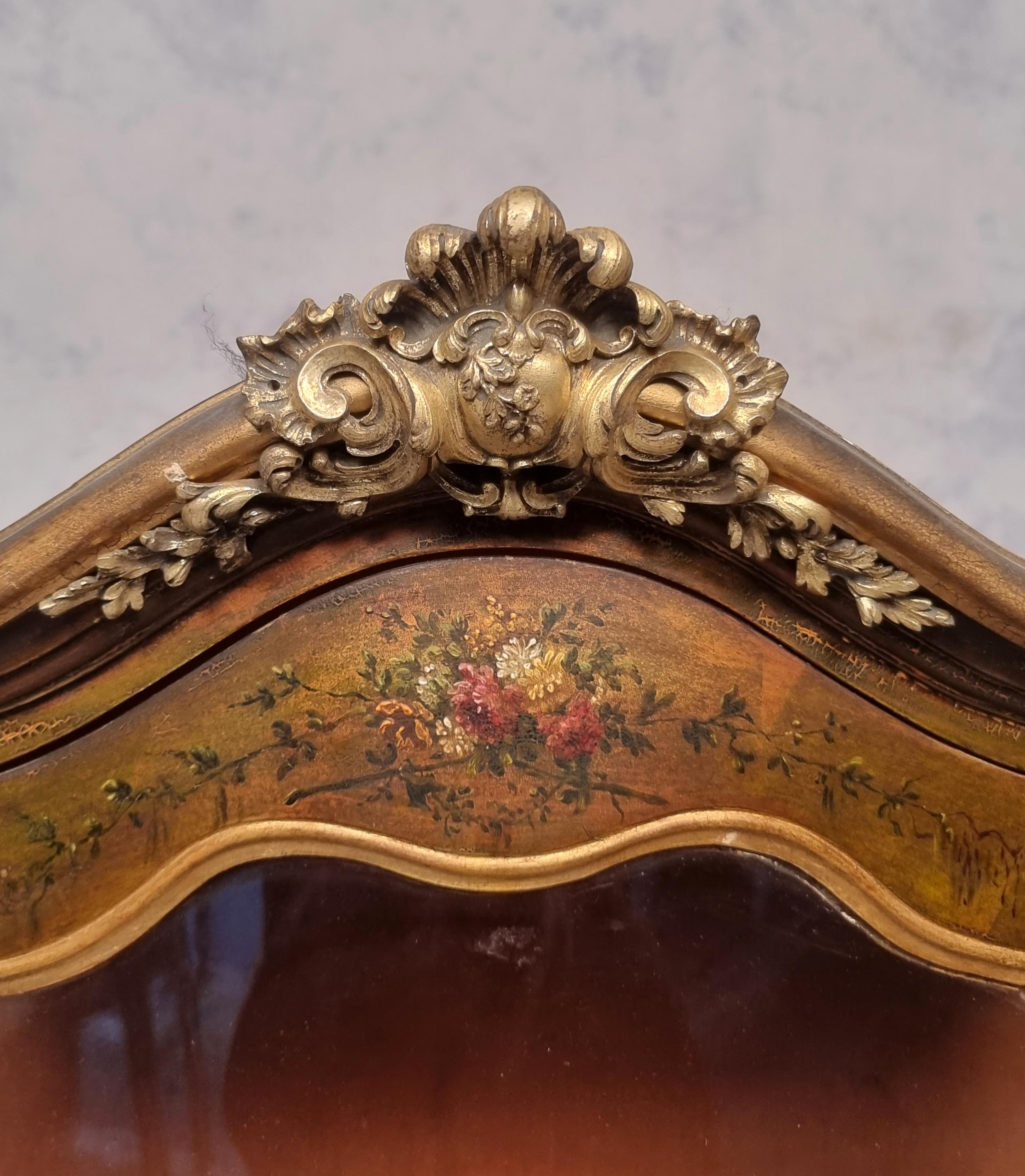 Showcase Domed Louis XV Style Napoleon III Period, Vernis Martin, 19th Century For Sale 11