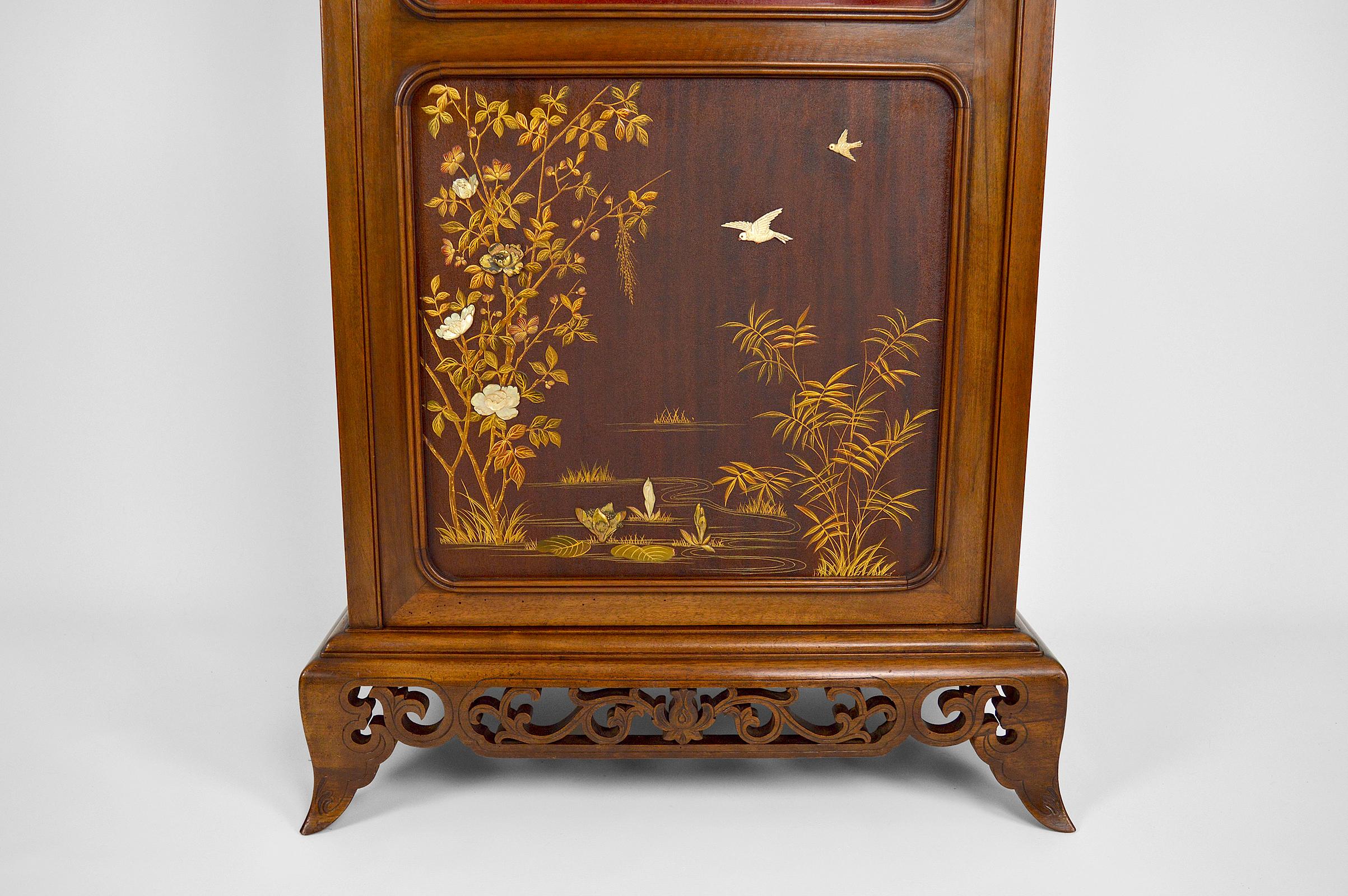 Showcase with Inlaid Panels, attributed to Perret and Vibert, Japonisme, 1880 In Good Condition In VÉZELAY, FR