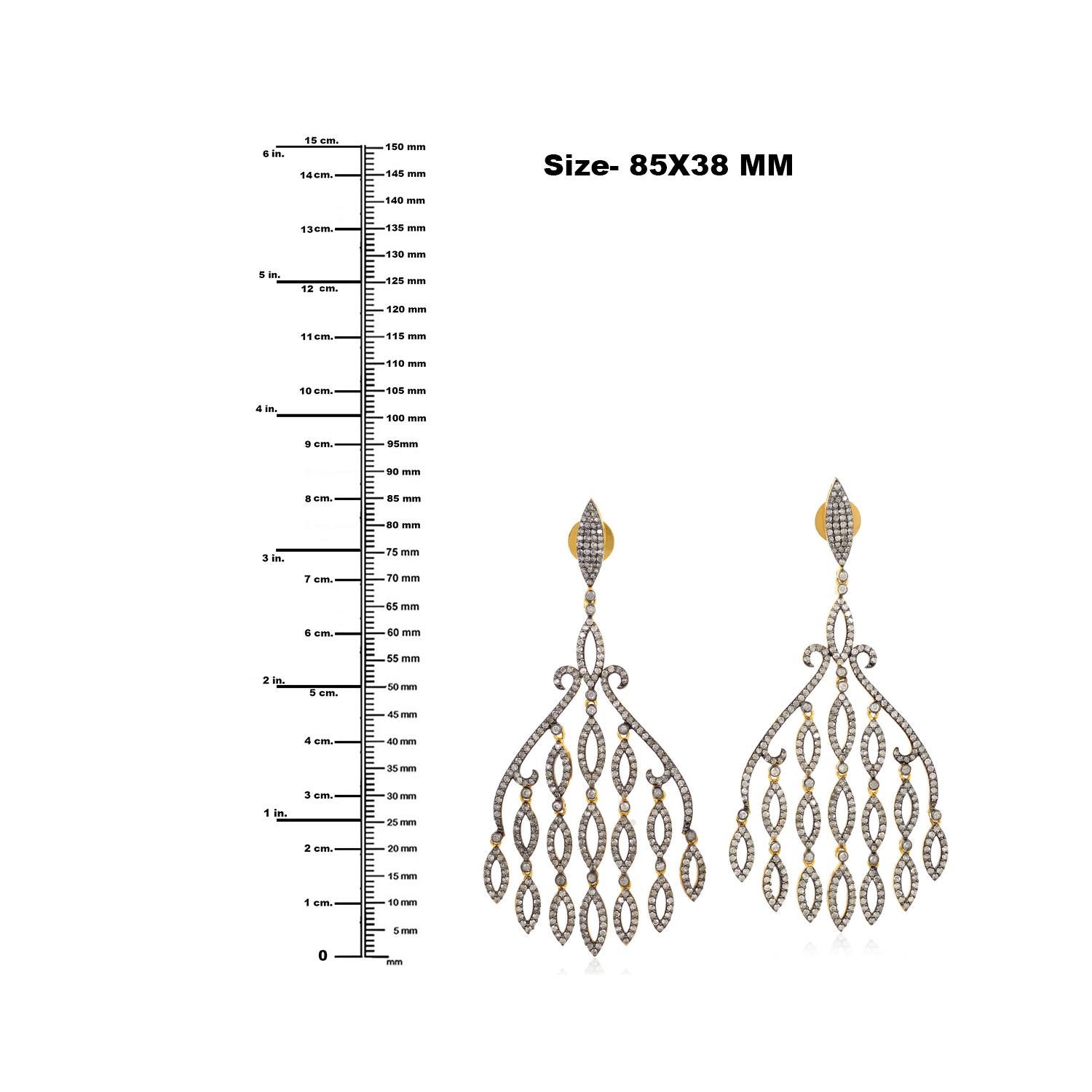 Chandelier-Ohrringe mit leuchtenden Diamanten aus 18 Karat Gelbgold und Silber im Zustand „Neu“ im Angebot in New York, NY
