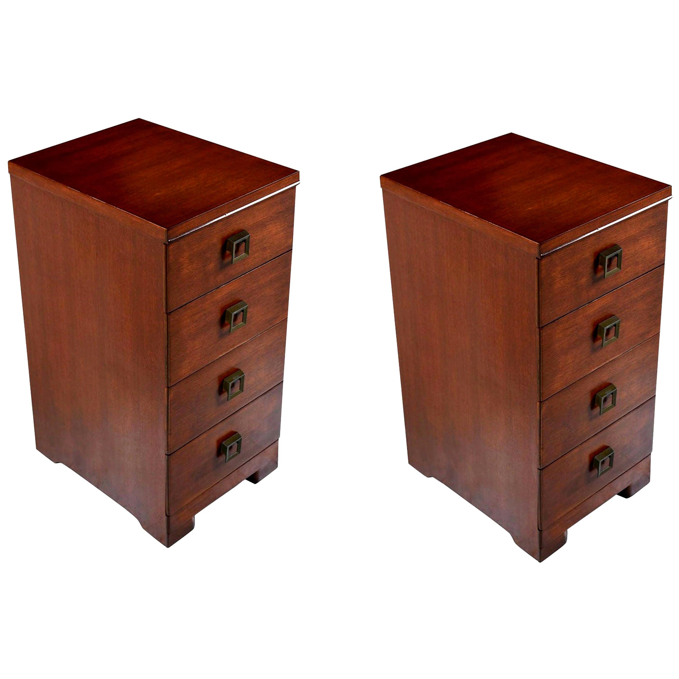 Showers Brothers Mahogany Chest of Drawers Nightstands