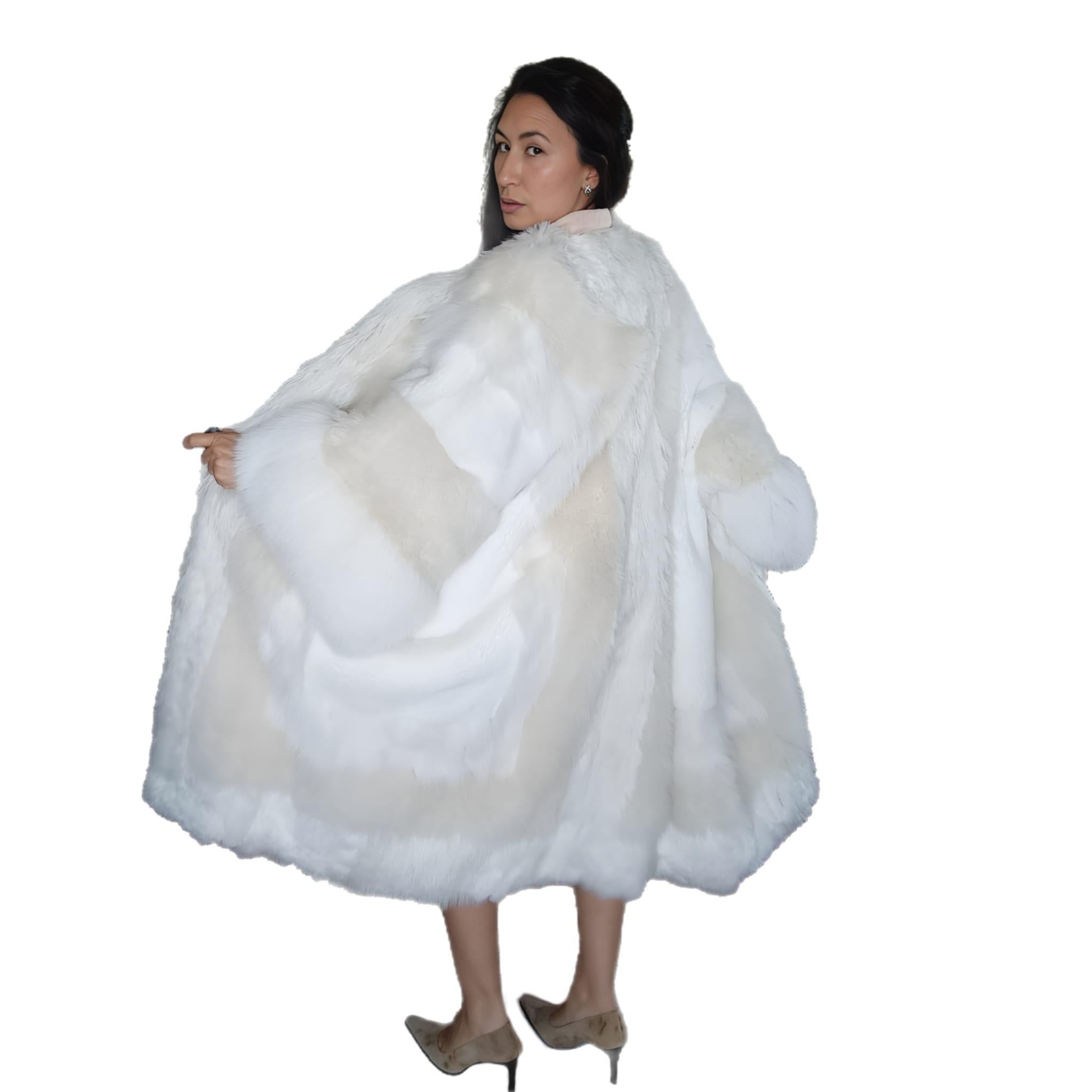 Women's Showroom Dolce & Gabbana mix sheep lamb Fur Coat (Size 16 - L) For Sale