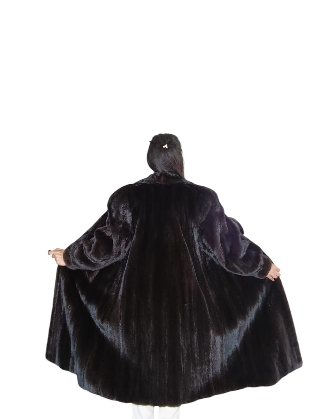 Cappotto in pelliccia di visone Showroom Ranch (taglia 16 XL) in vendita 8