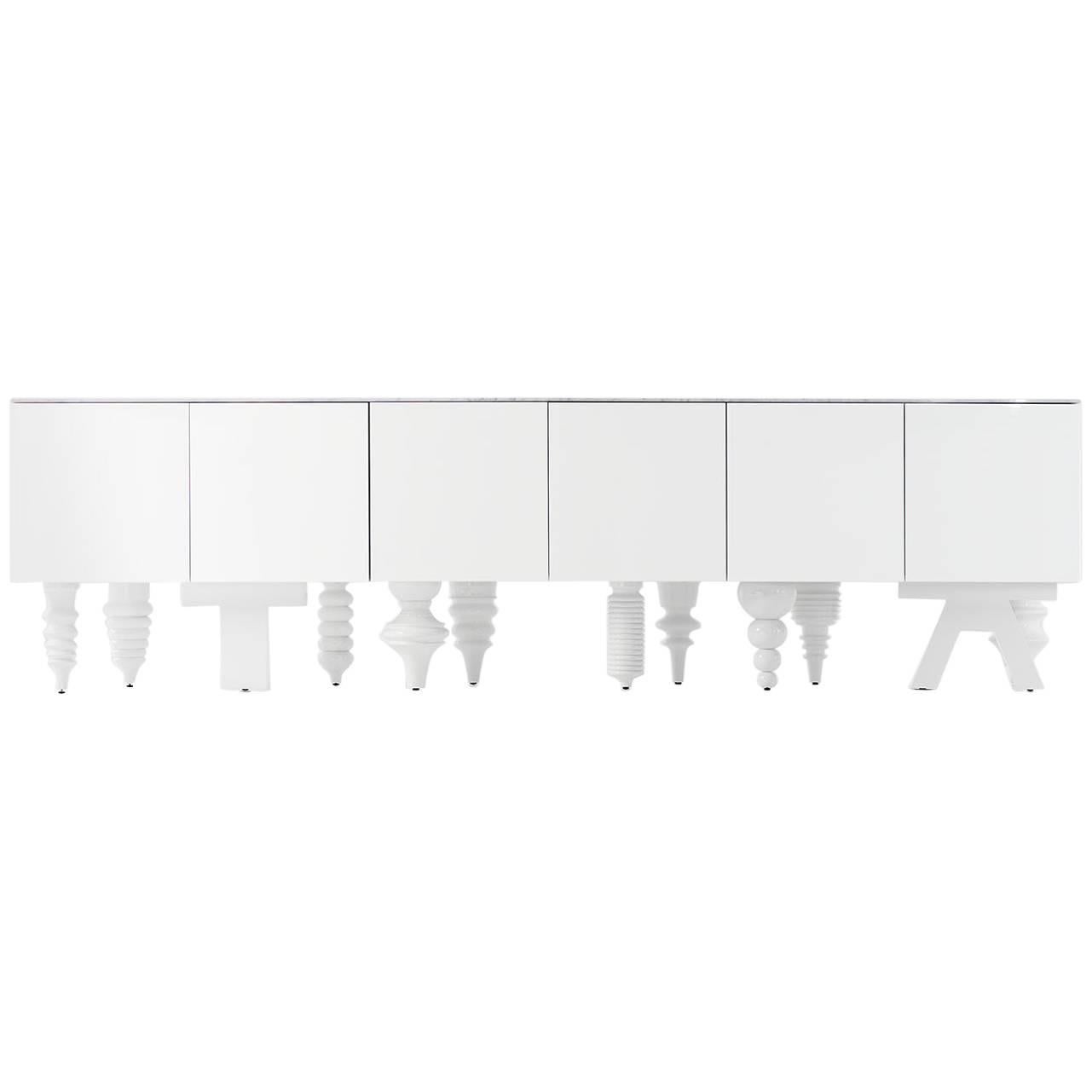 Contemporary white highgloss and carrara marble top credenza by Jaime Hayon For Sale