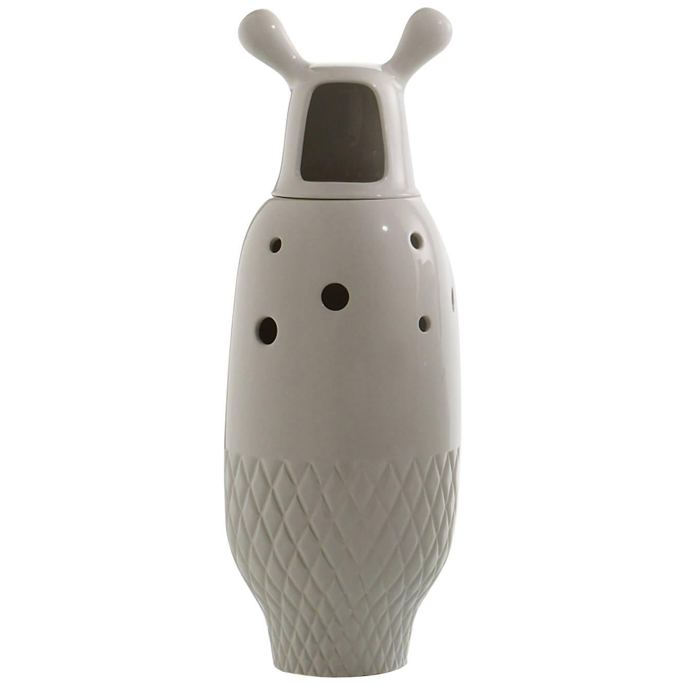 Nº 5 Zeitgenössische Vase Showtime aus glasierter Keramik, weiß, von Jaime Hayon Spanien