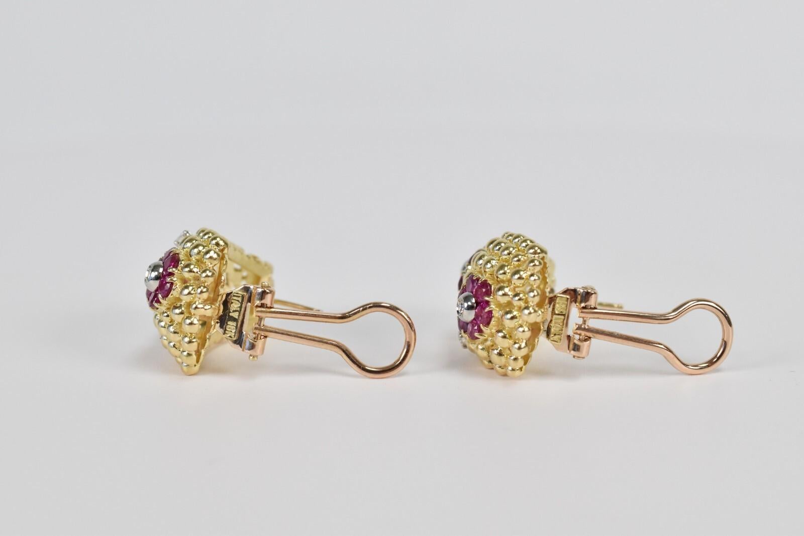 Shreve & Co. 18k Tri-Gold Flower Ruby & Diamond Earrings, 19.4g in vendita 2