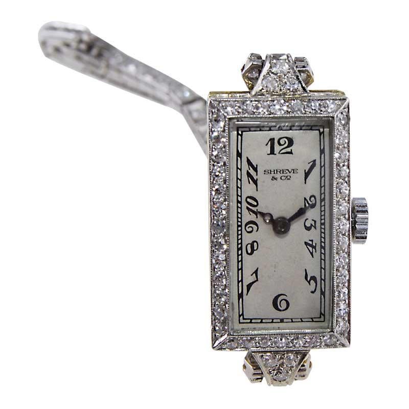 Shreve & Co. 18Kt. Art Deco Damenuhr mit Diamant-Lünette aus den 1920er Jahren, einfarbig 2