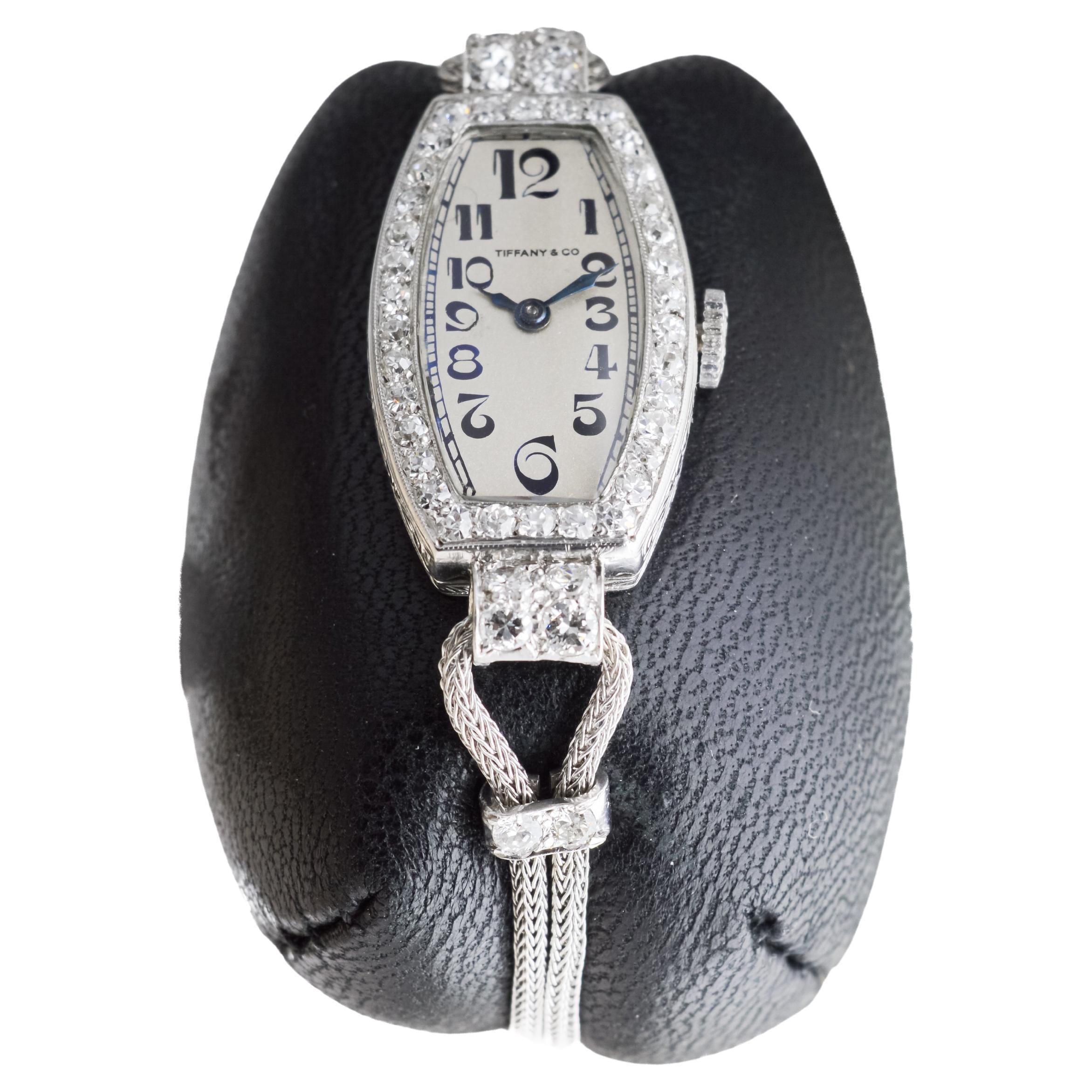 Tiffany & Co. Montre pour dames Art Deco circa 1920 Excellent état - En vente à Long Beach, CA