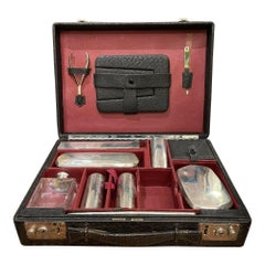 Shreve & Co Sterling Silver Vanity Travel Dresser Set in Leather Case, 1930s