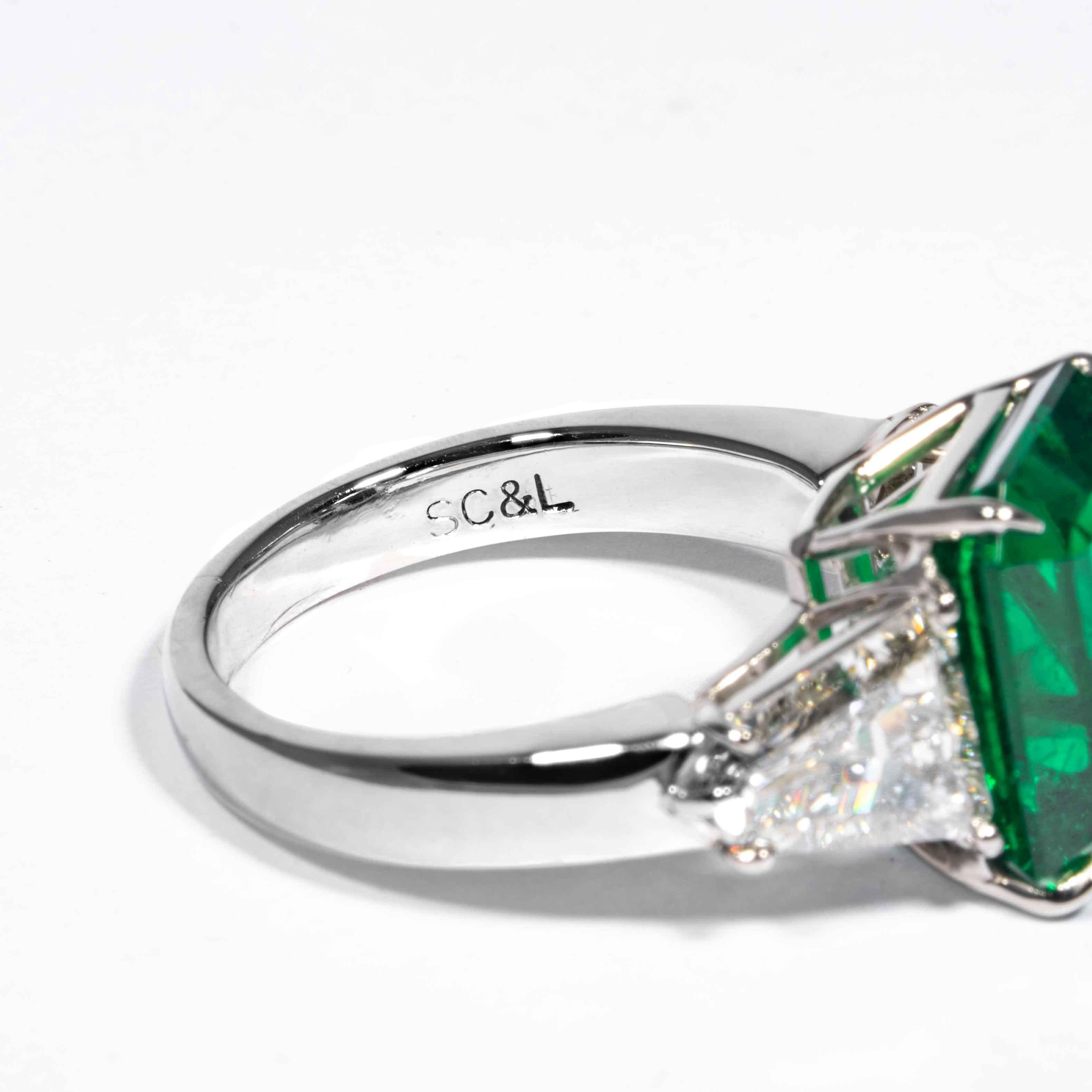 Shreve, Crump & Low 6.08 Carat Zambian Emerald and Diamond 3-Stone Ring In New Condition For Sale In Boston, MA