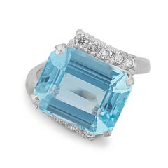 Shreve, Crump, & Low 7.00 carat aquamarine diamond 18k yellow gold cocktail ring