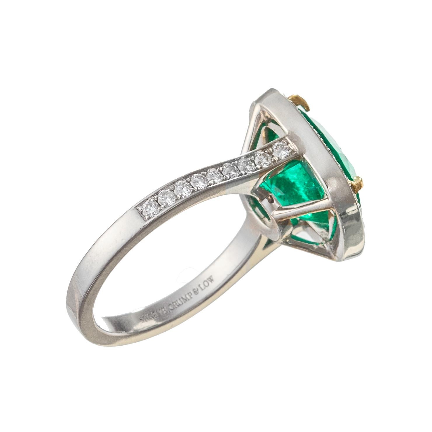 Modern Shreve Crump Low Colombian Emerald Diamond Platinum Ring For Sale