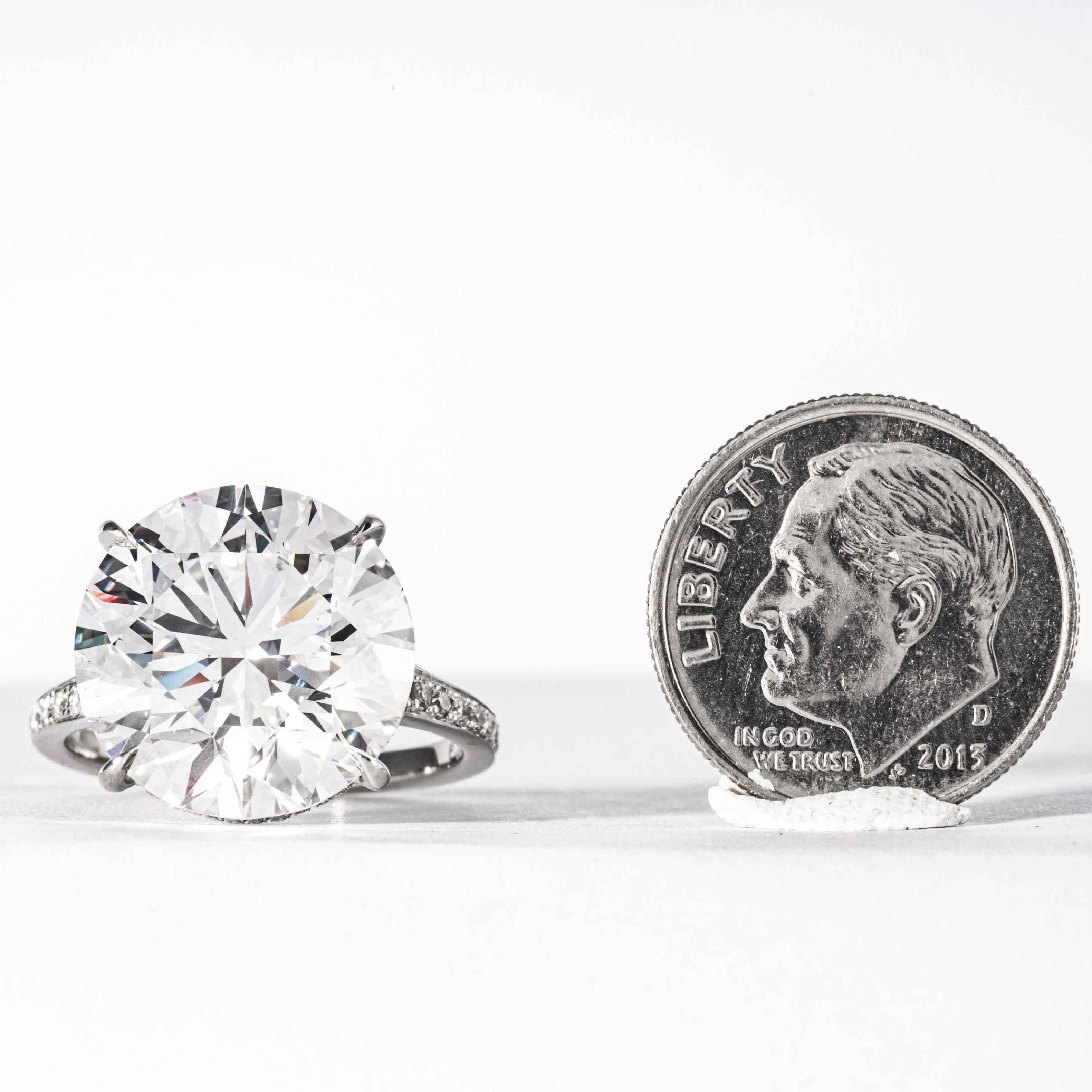 Shreve, Crump & Low Bague à diamants certifiée GIA 10,77 carats F VS1 ronds et brillants en vente 4