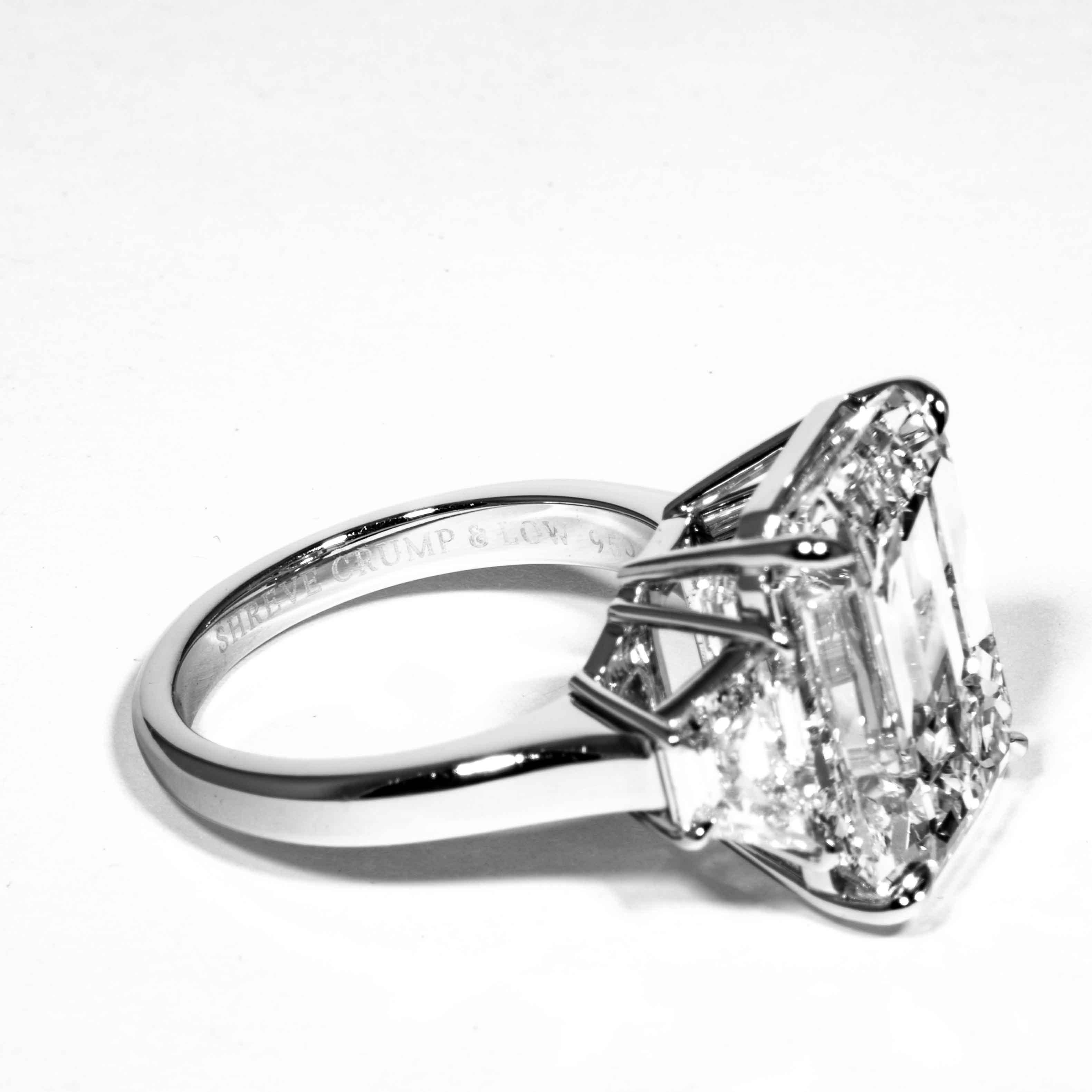 Shreve, Crump & Low Bague en diamant certifié GIA 13,26 carats K VS2 taille émeraude en vente 1