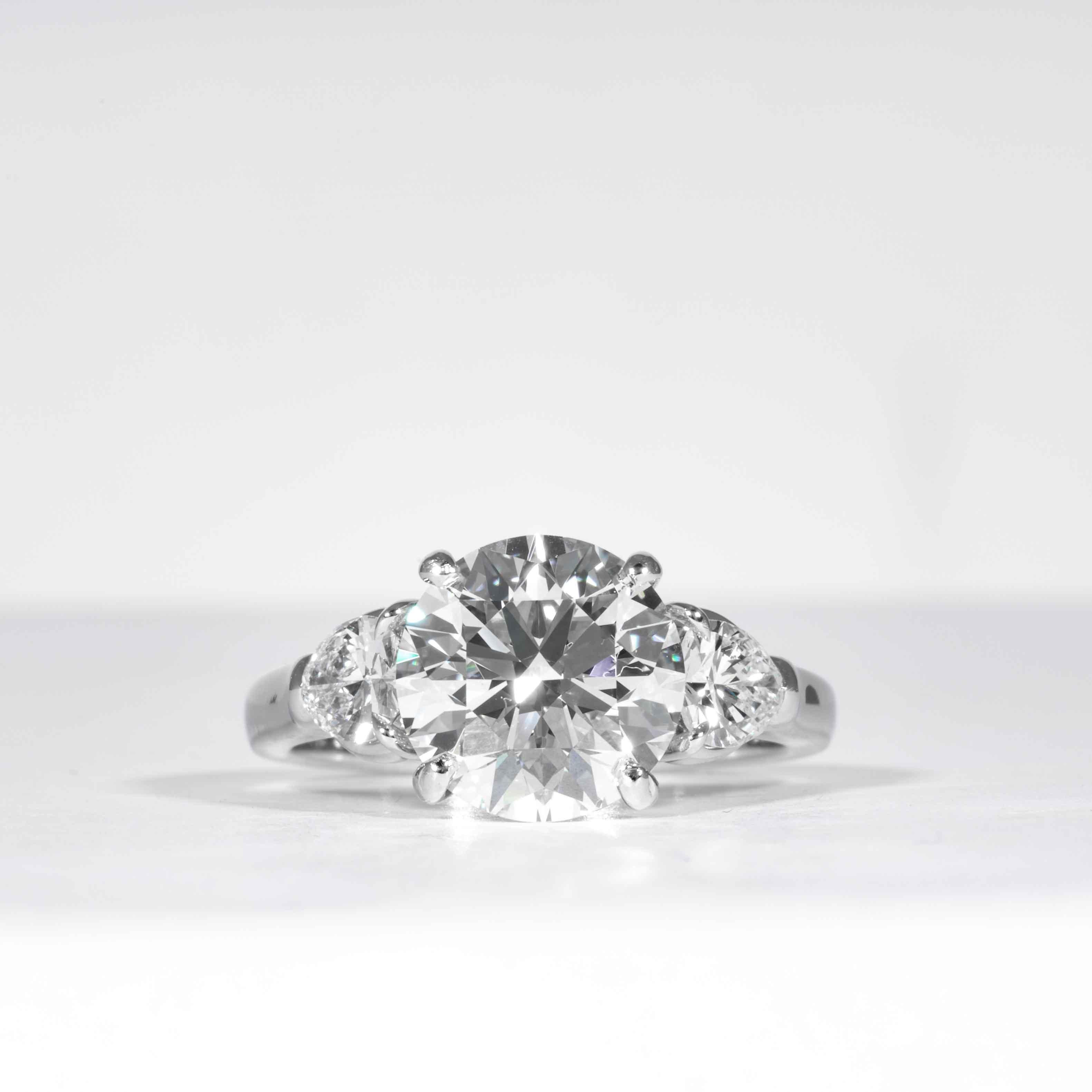 Round Cut Shreve, Crump & Low GIA Certified 3.23 Carat E VVS2 Round Brilliant Diamond Ring For Sale