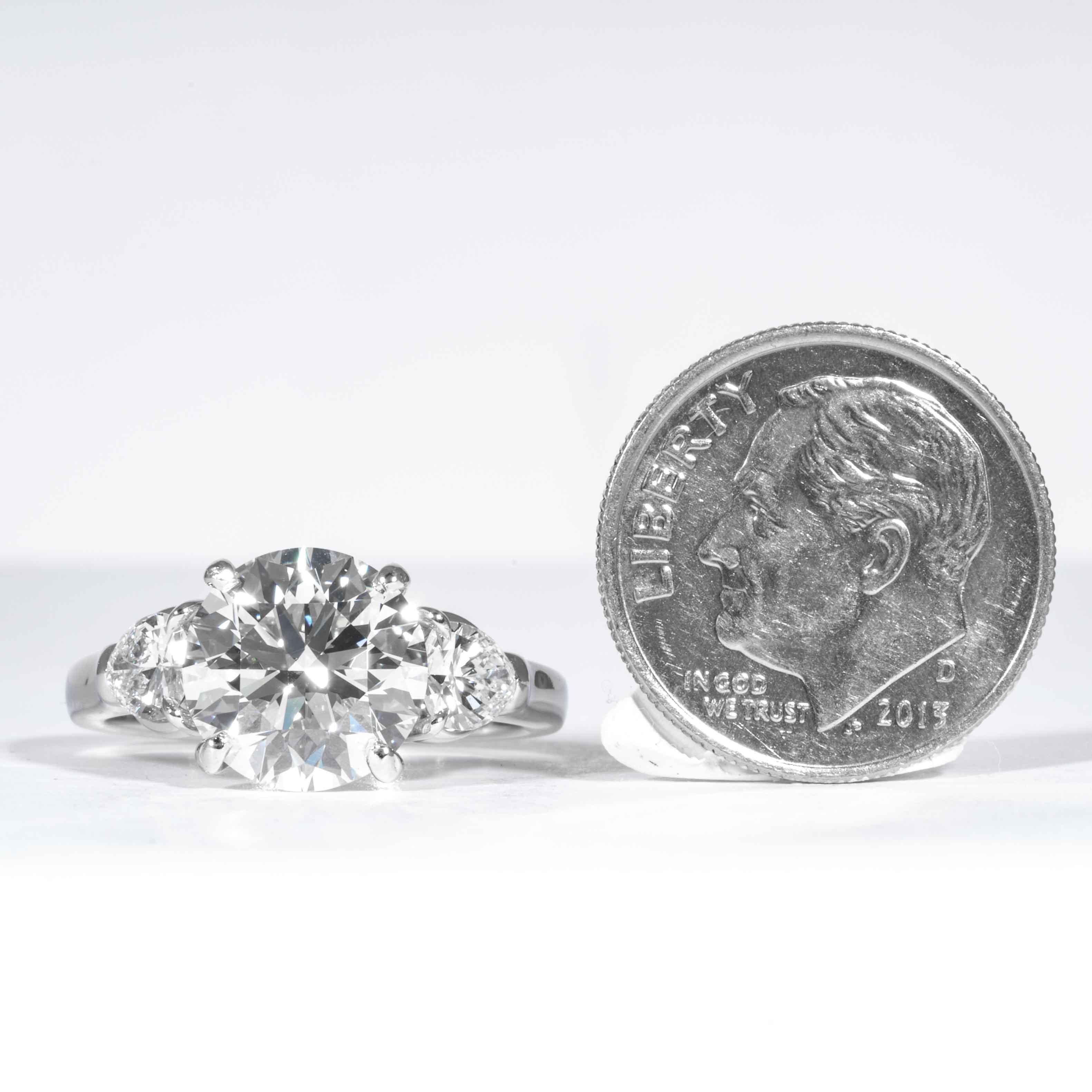 Shreve, Crump & Low GIA Certified 3.23 Carat E VVS2 Round Brilliant Diamond Ring For Sale 3