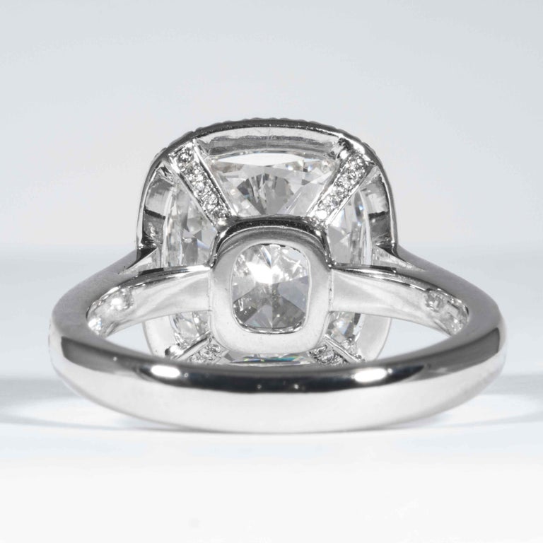 Shreve, Crump & Low GIA Certified 4.01 Carat I VVS2 Cushion Cut Diamond Ring For Sale 3