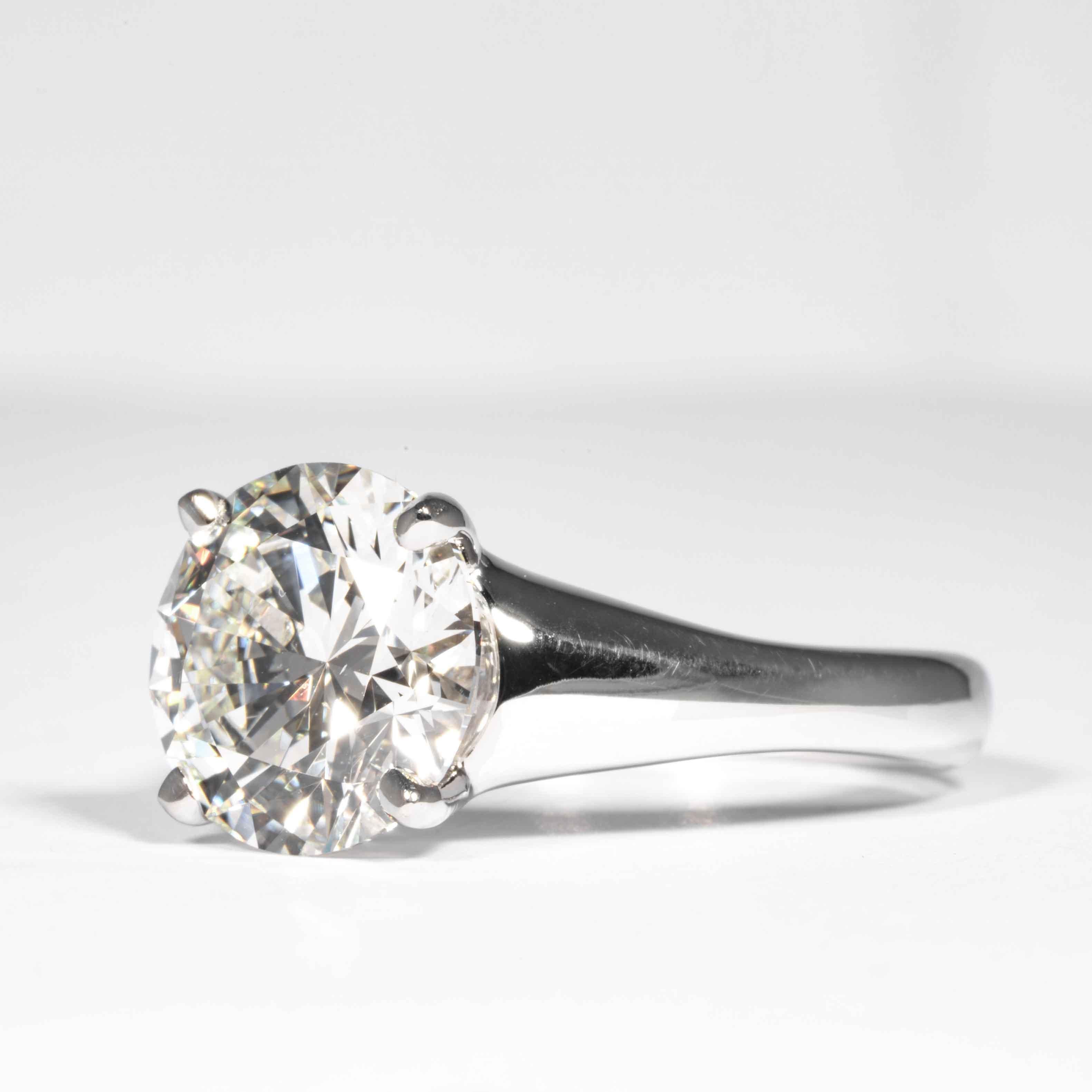 Shreve, Crump & Low GIA Certified 4.26 Carat H SI1 Round Brilliant Diamond Ring In New Condition For Sale In Boston, MA