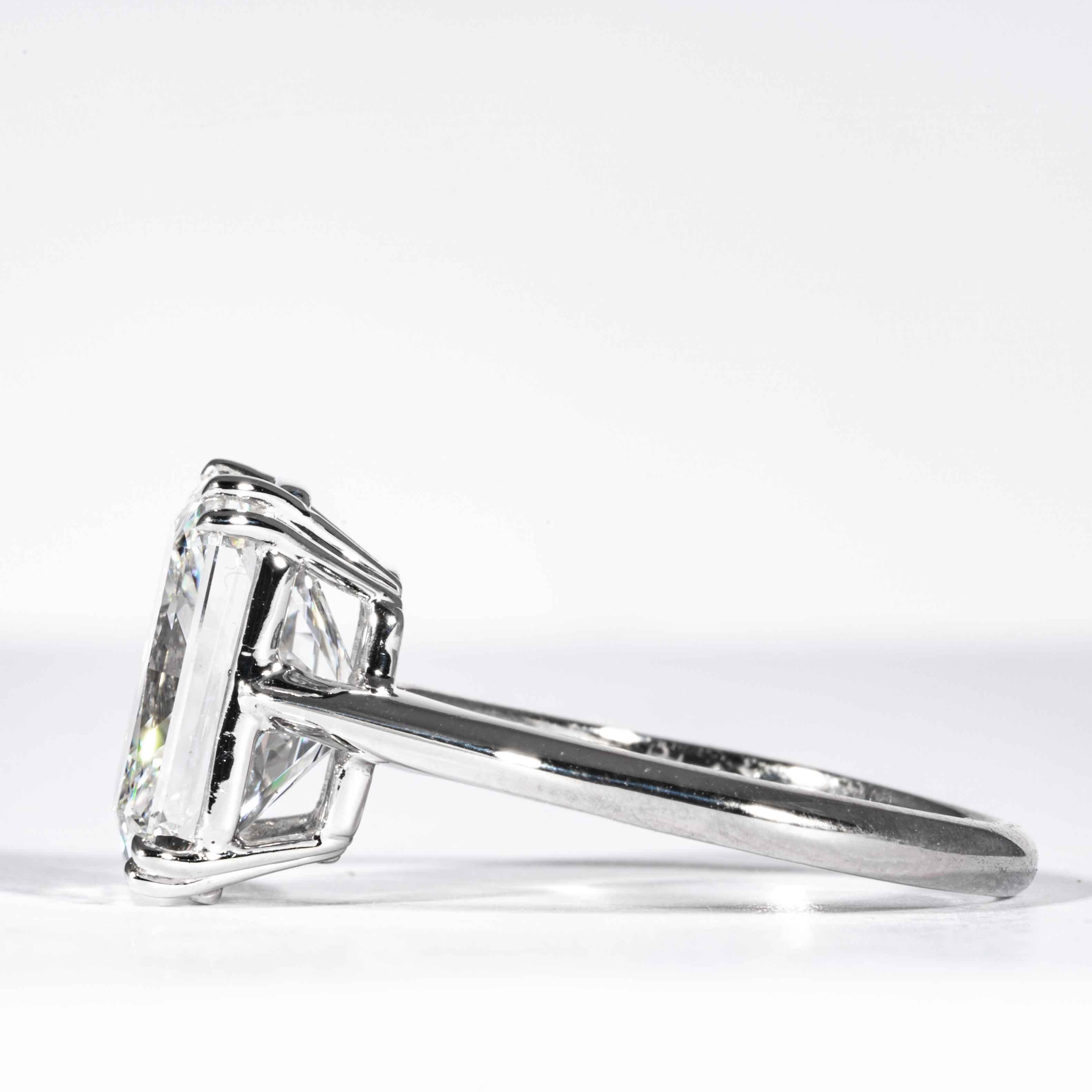 Women's or Men's Shreve, Crump & Low GIA Certified 4.50 Carat F VS2 Radiant Cut Diamond Plat Ring