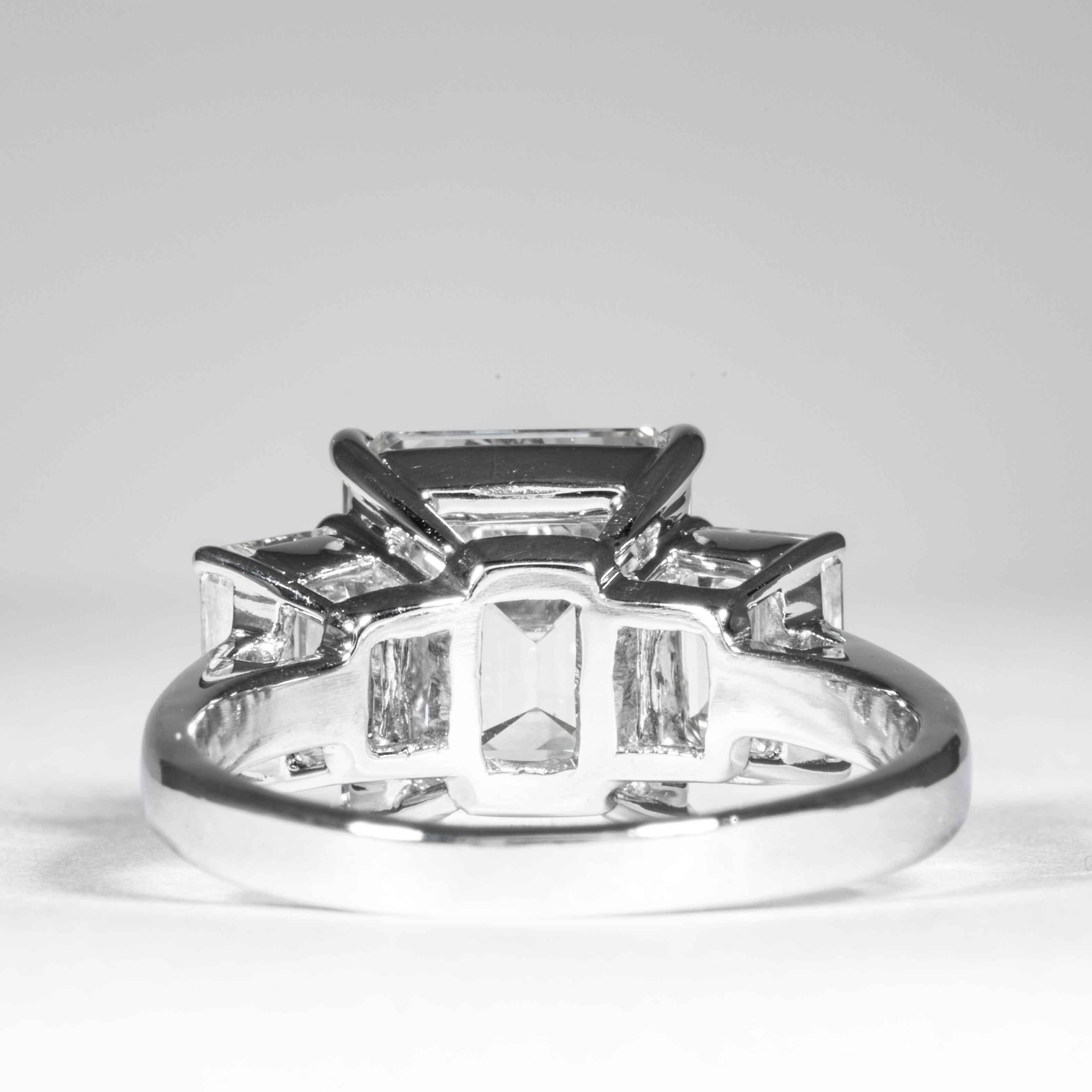 Shreve, Crump & Low GIA Certified 5.05 Carat J VVS2 Emerald Cut Diamond Ring In New Condition For Sale In Boston, MA