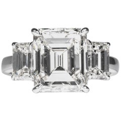 Bague Shreve, Crump & Low avec diamant taille émeraude de 5,05 carats certifié GIA J VVS2