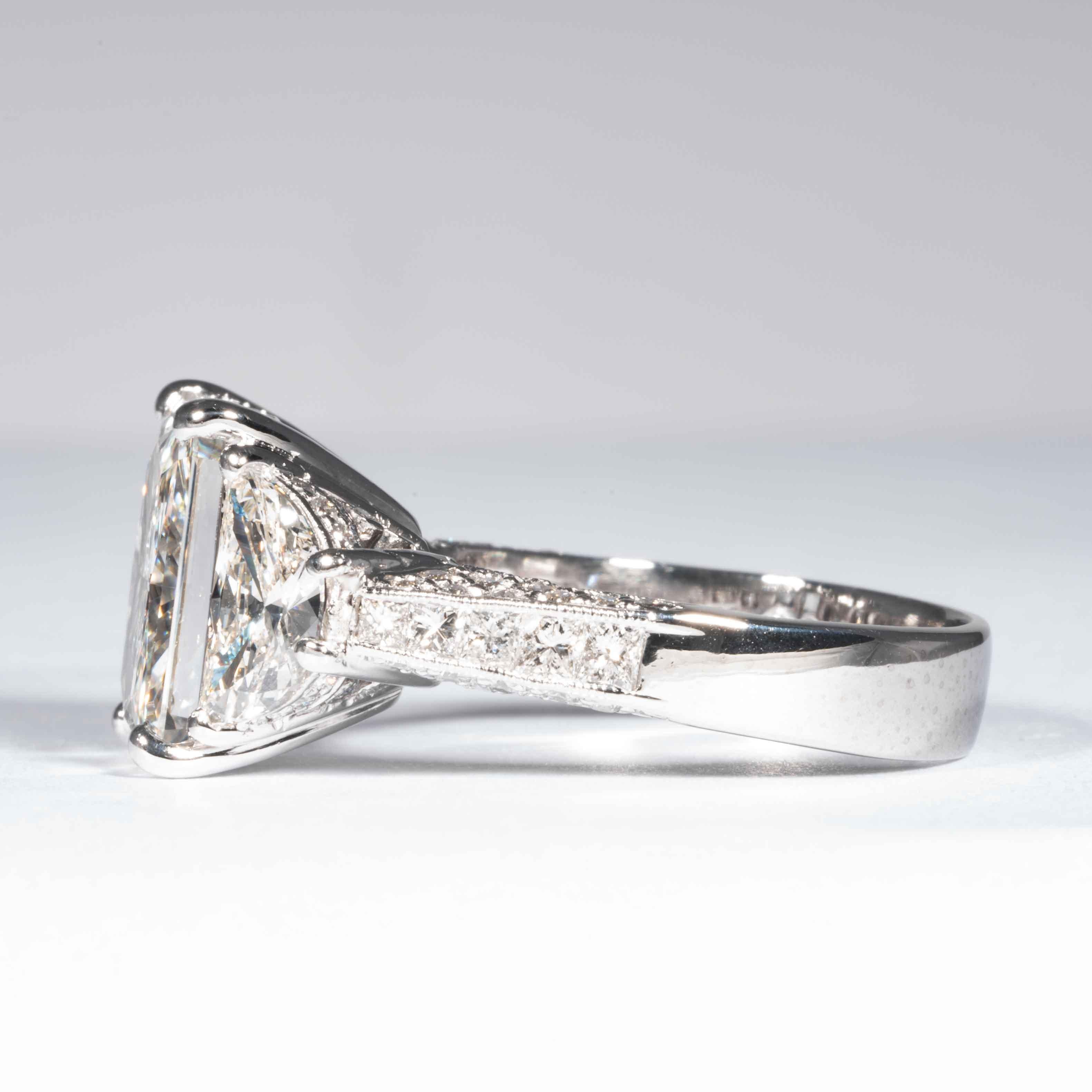 Shreve, Crump & Low GIA Certified 5.07 Carat I VS2 Radiant Cut Diamond Plat Ring In New Condition For Sale In Boston, MA