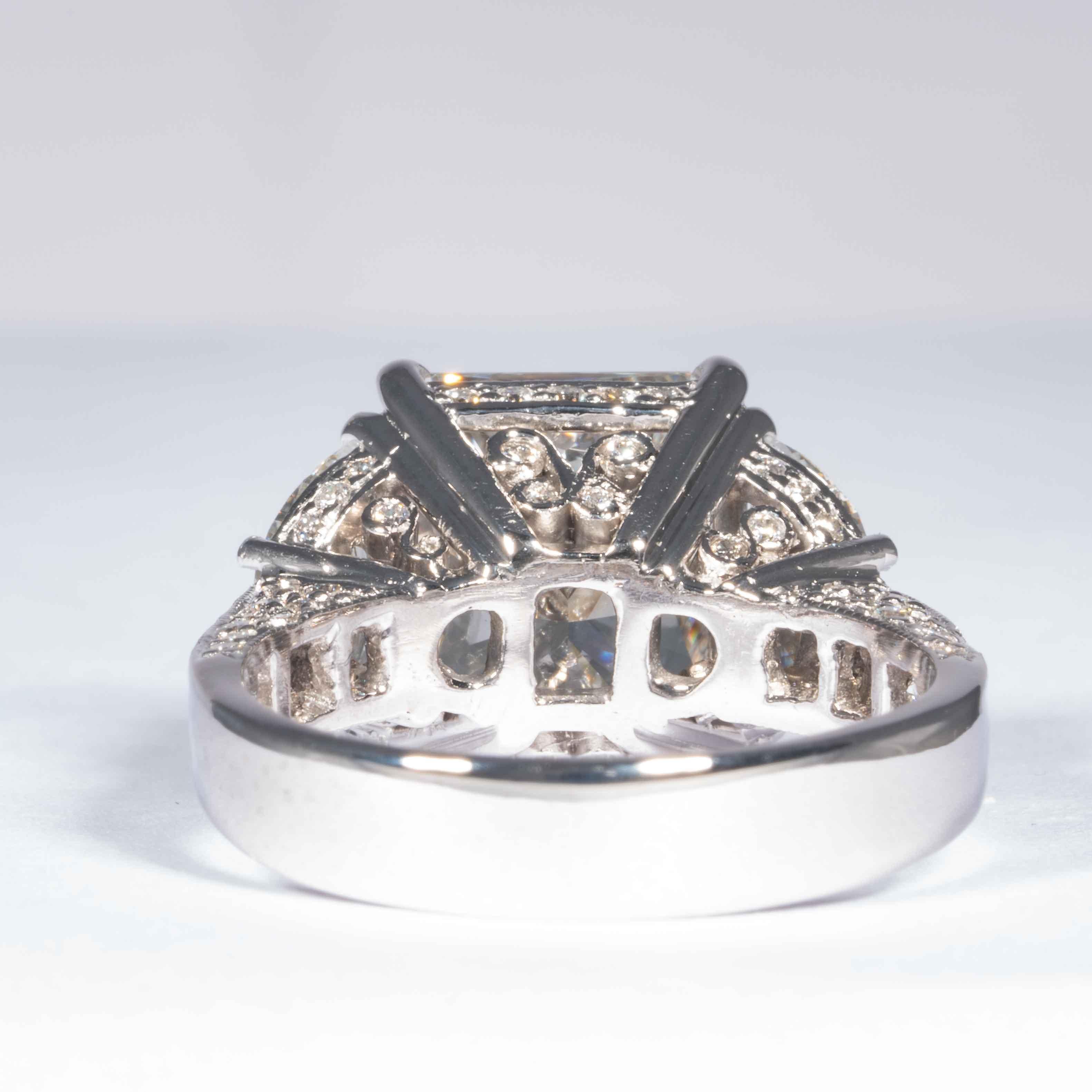 Women's Shreve, Crump & Low GIA Certified 5.07 Carat I VS2 Radiant Cut Diamond Plat Ring For Sale