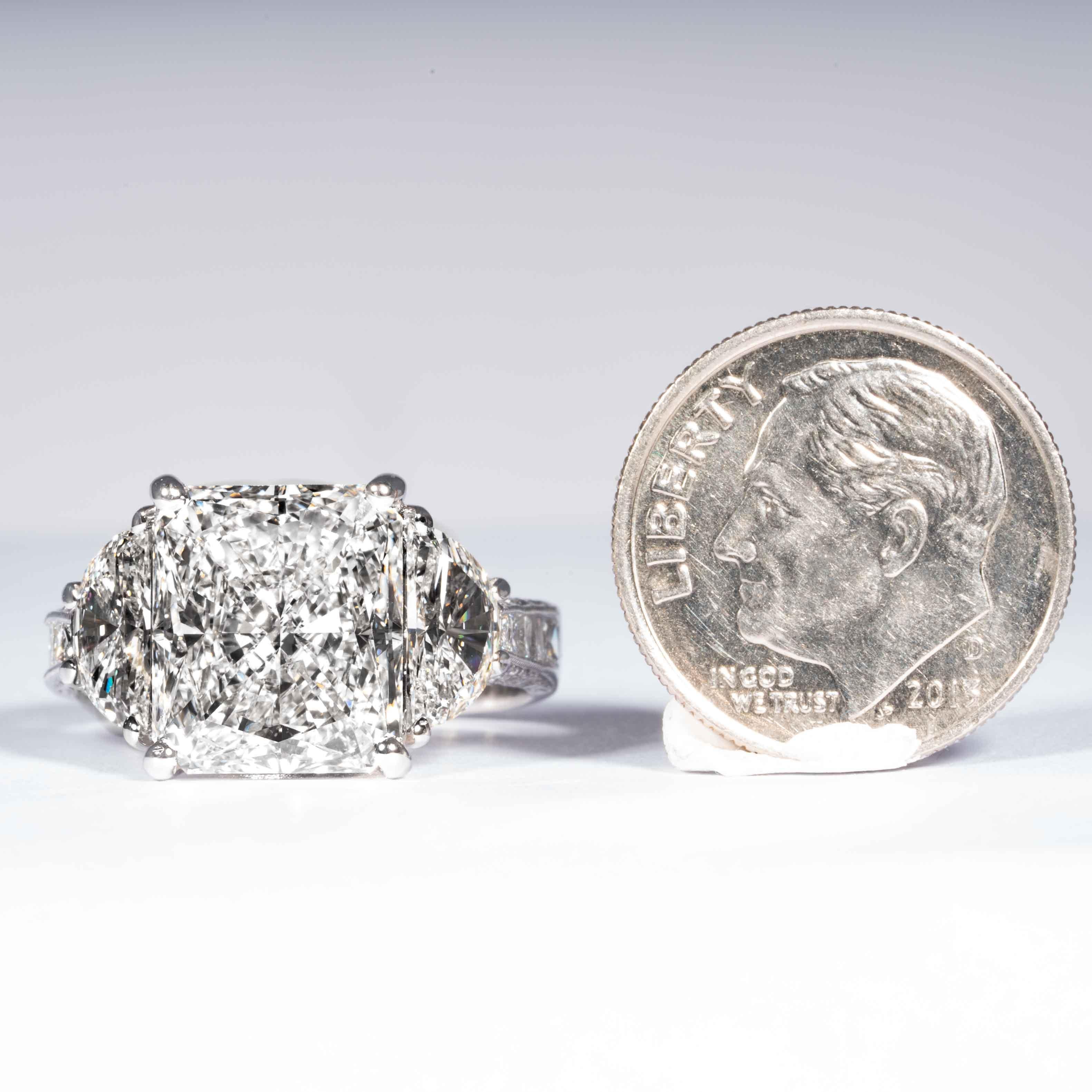 Shreve, Crump & Low GIA Certified 5.07 Carat I VS2 Radiant Cut Diamond Plat Ring For Sale 3