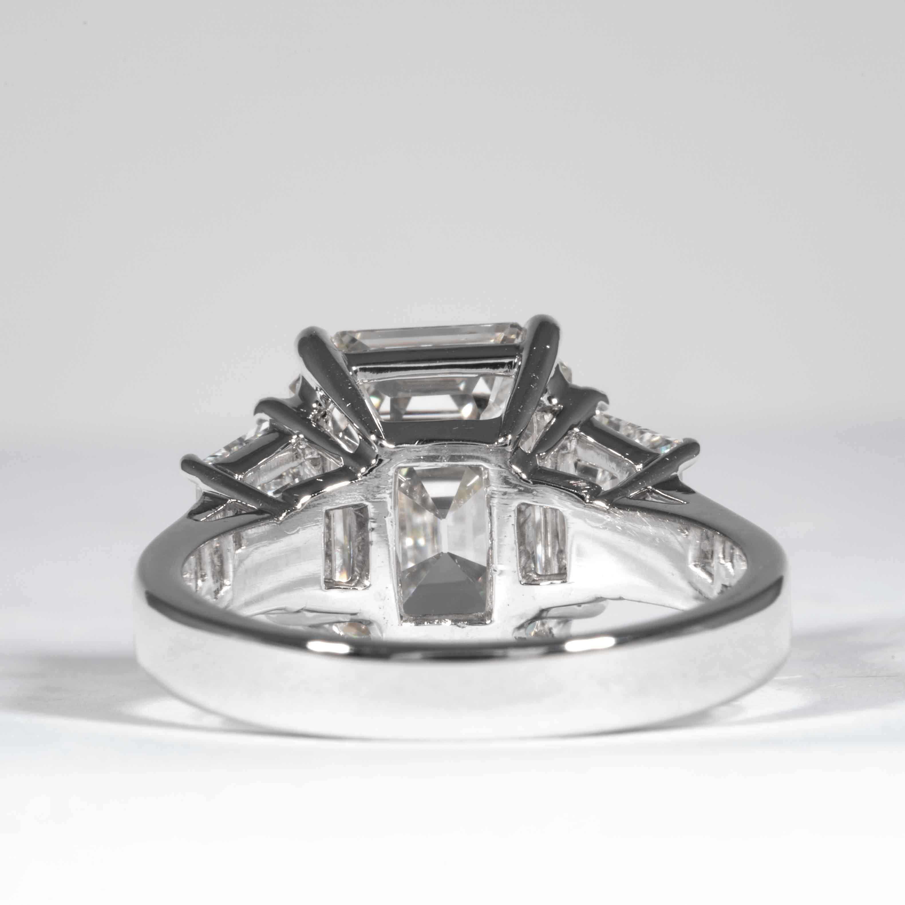 Bague Shreve, Crump & Low en plaqué diamant taille émeraude 5,13 carats certifié GIA J VS2 Unisexe en vente